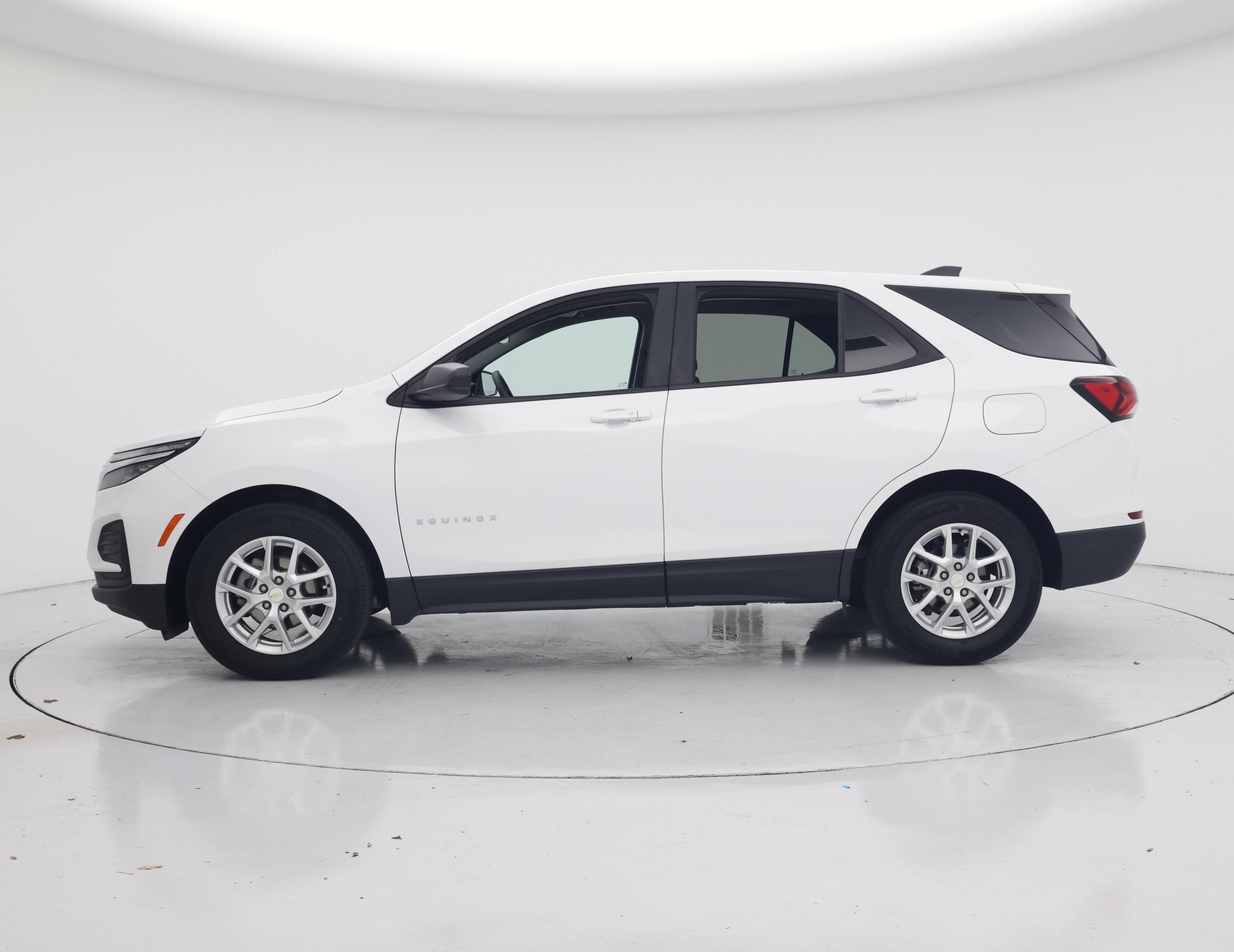 Thumbnail: 2024 Chevrolet Equinox - 3