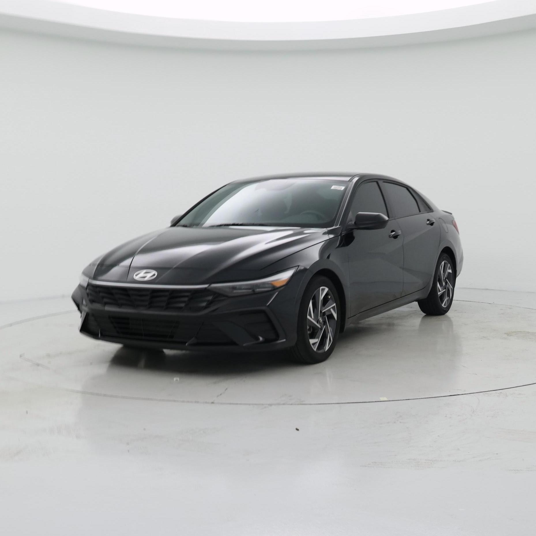 Thumbnail: 2025 Hyundai Elantra - 4