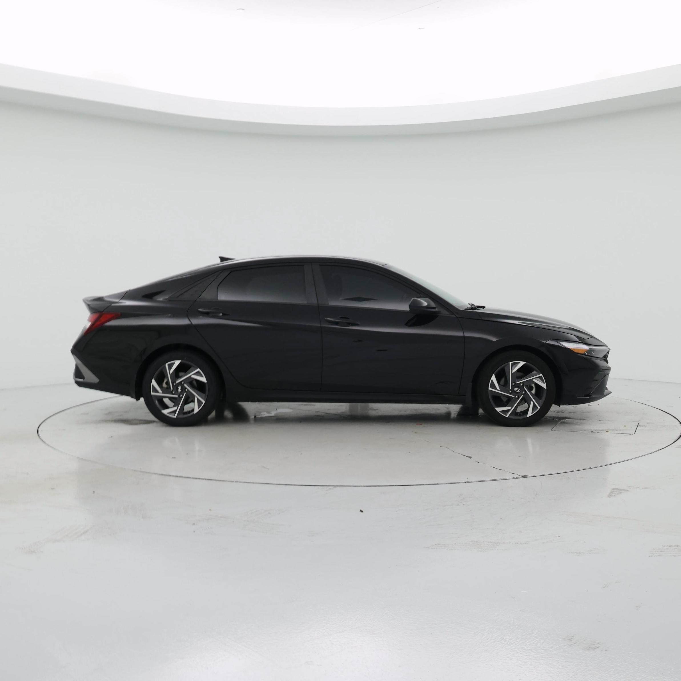 Thumbnail: 2025 Hyundai Elantra - 7