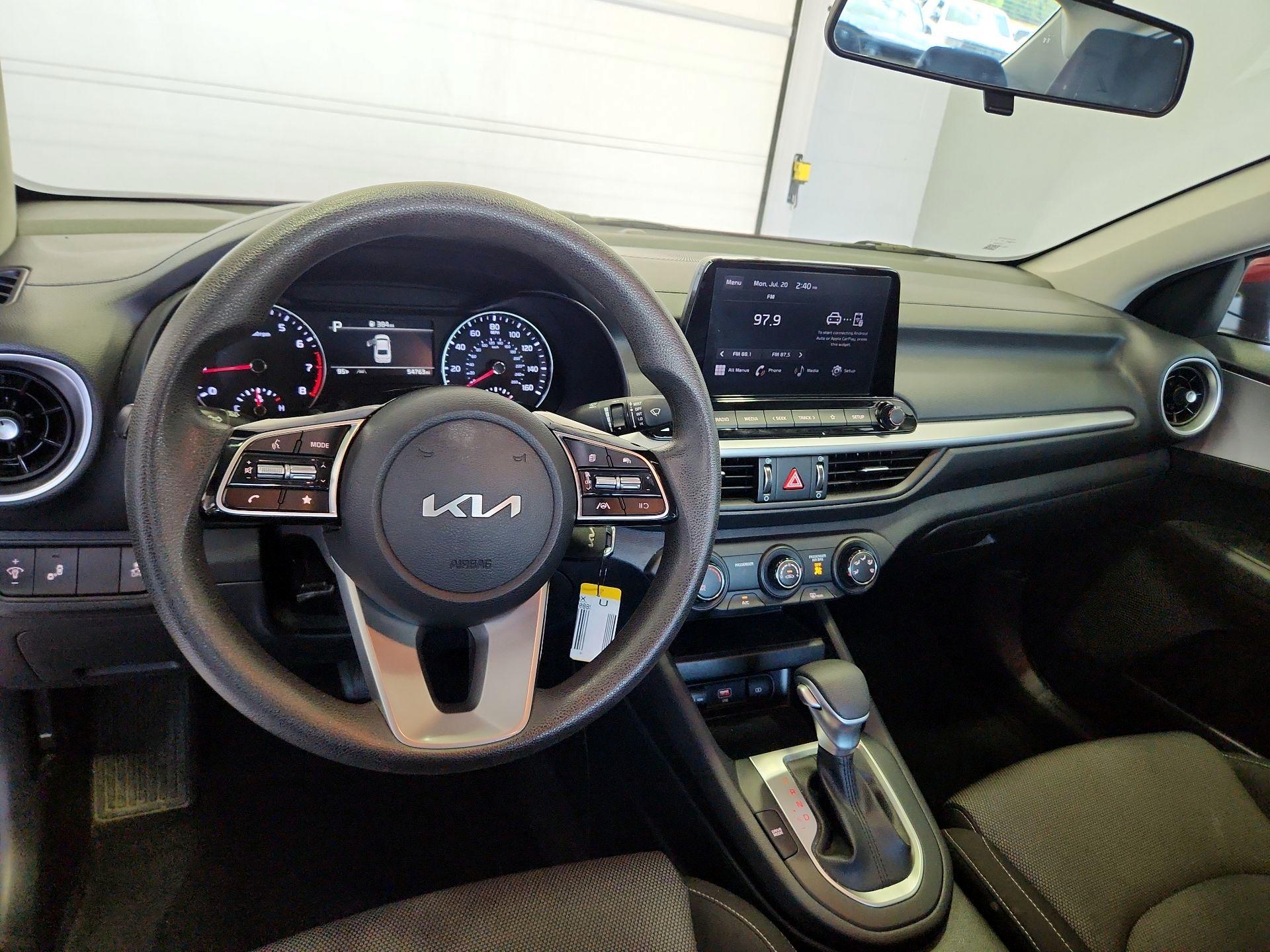 Thumbnail: 2024 Kia Forte - 9