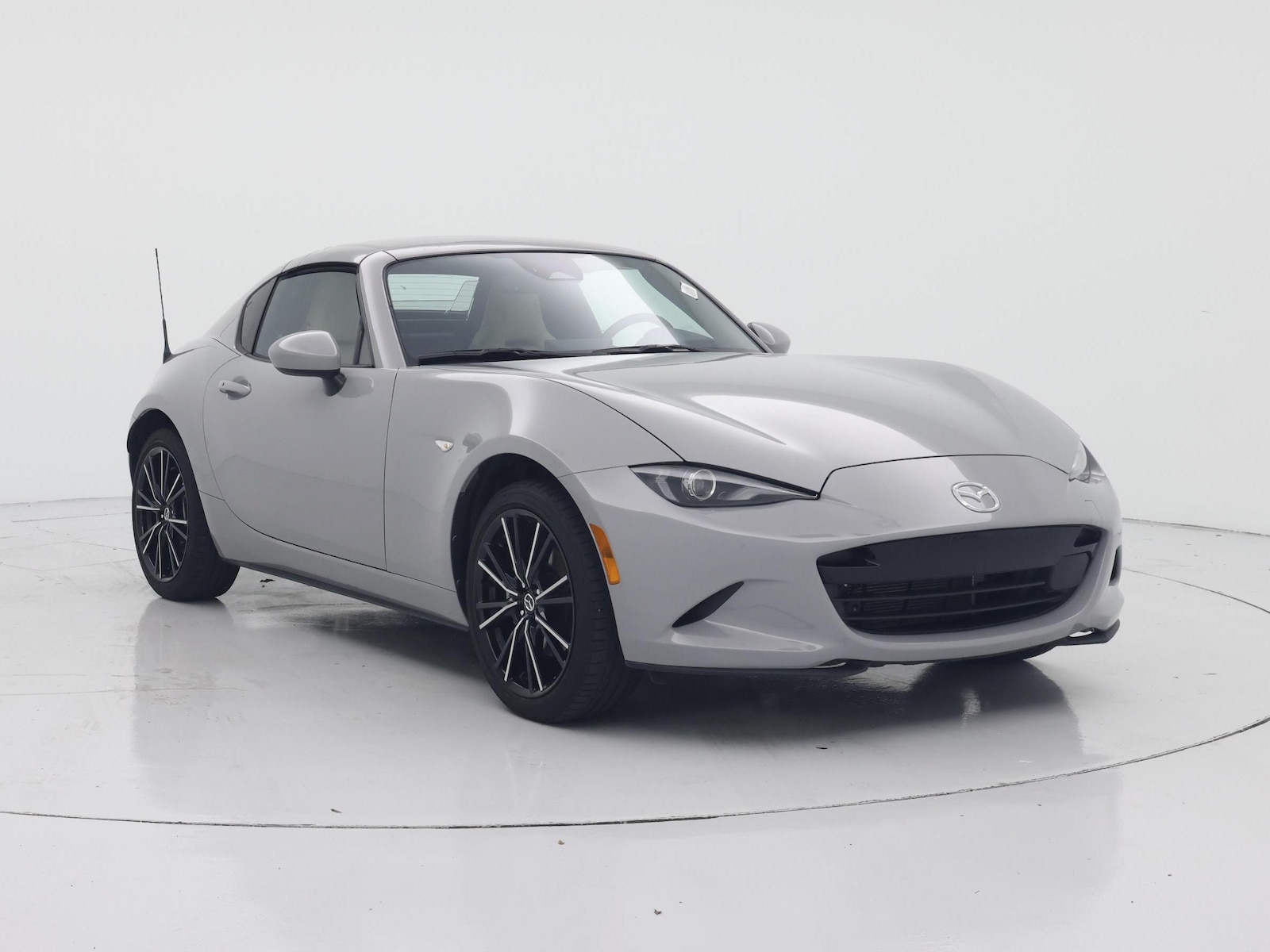 2024 Mazda MX-5 Miata RF Grand Touring - Photo 2