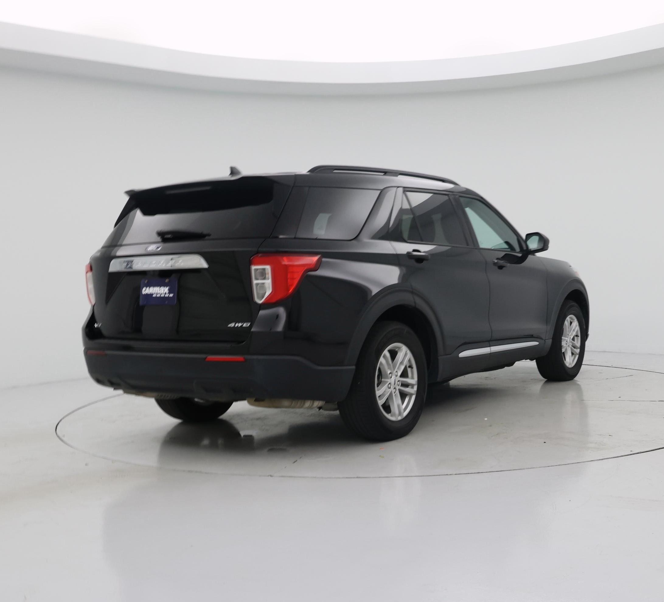 Thumbnail: 2021 Ford Explorer - 8
