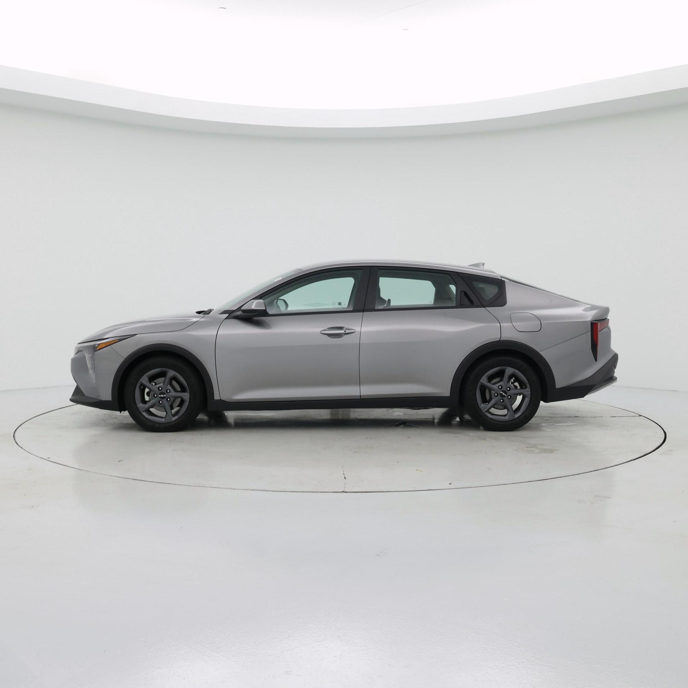 Thumbnail: 2025 Kia K4 - 3