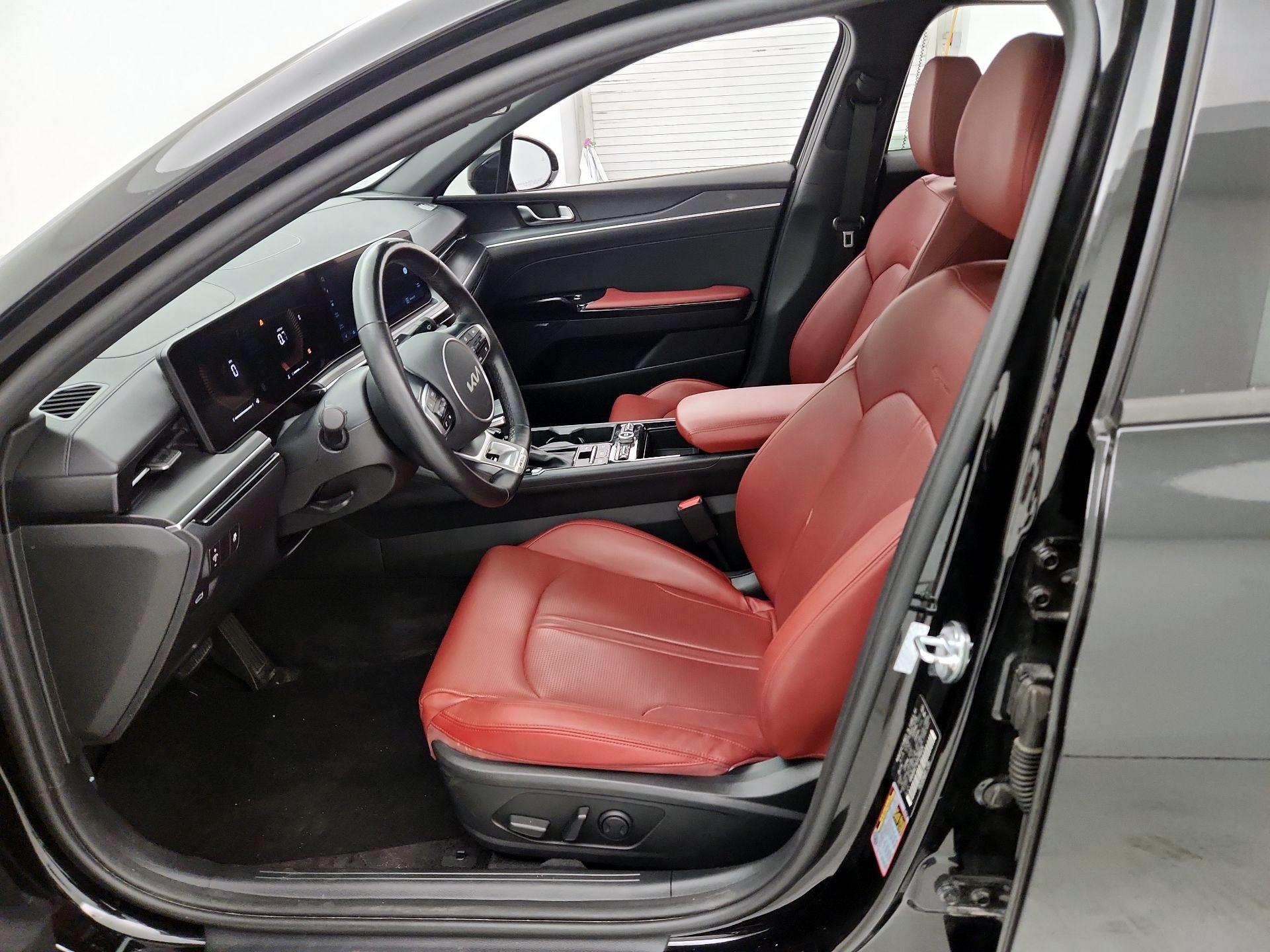 Thumbnail: 2025 Kia K5 - 11