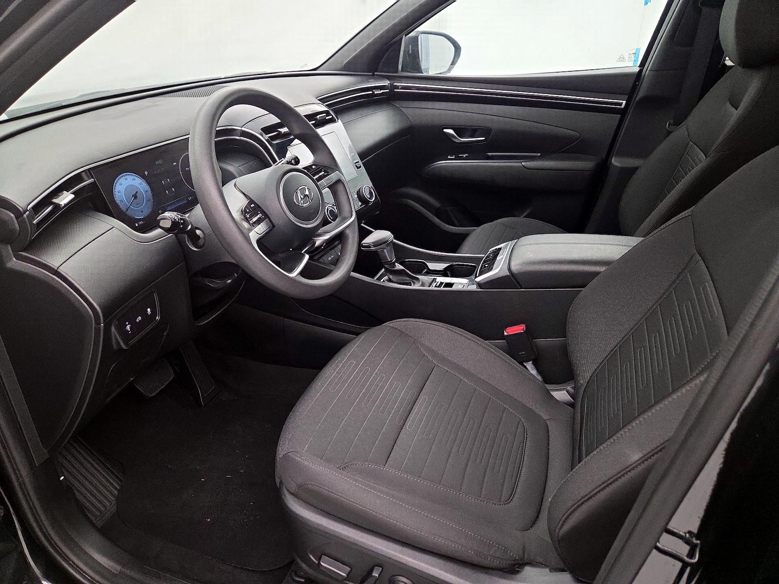 2023 Hyundai Santa Cruz SEL - Photo 12