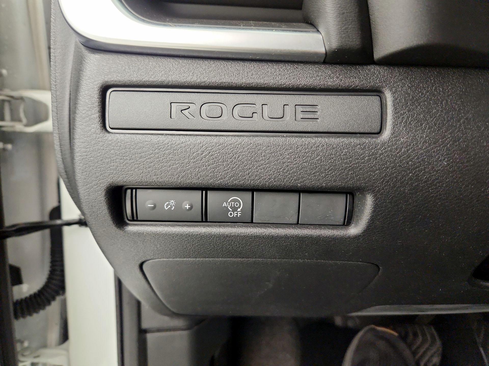Thumbnail: 2023 Nissan Rogue - 13