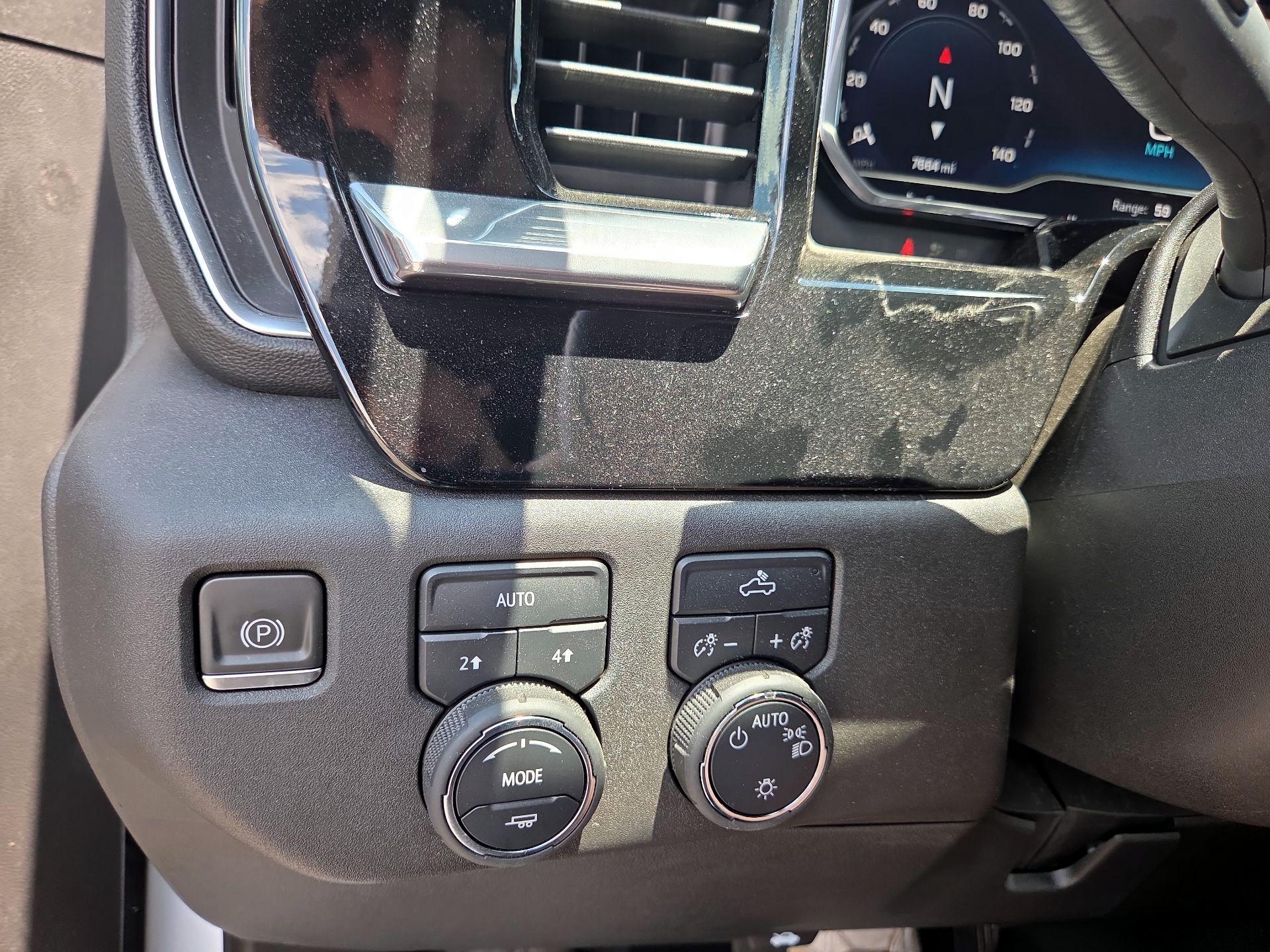 Thumbnail: 2023 Chevrolet Silverado 1500 - 13