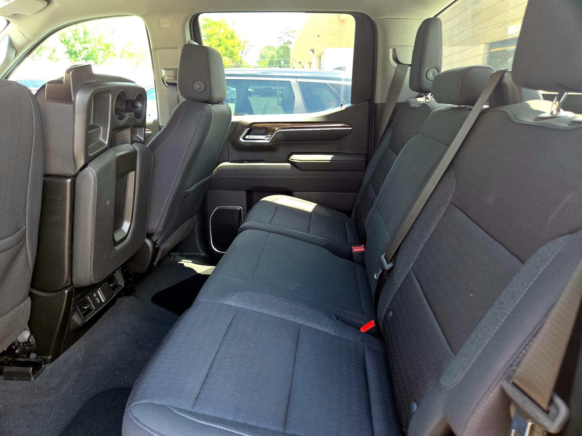 Thumbnail: 2023 Chevrolet Silverado 1500 - 19