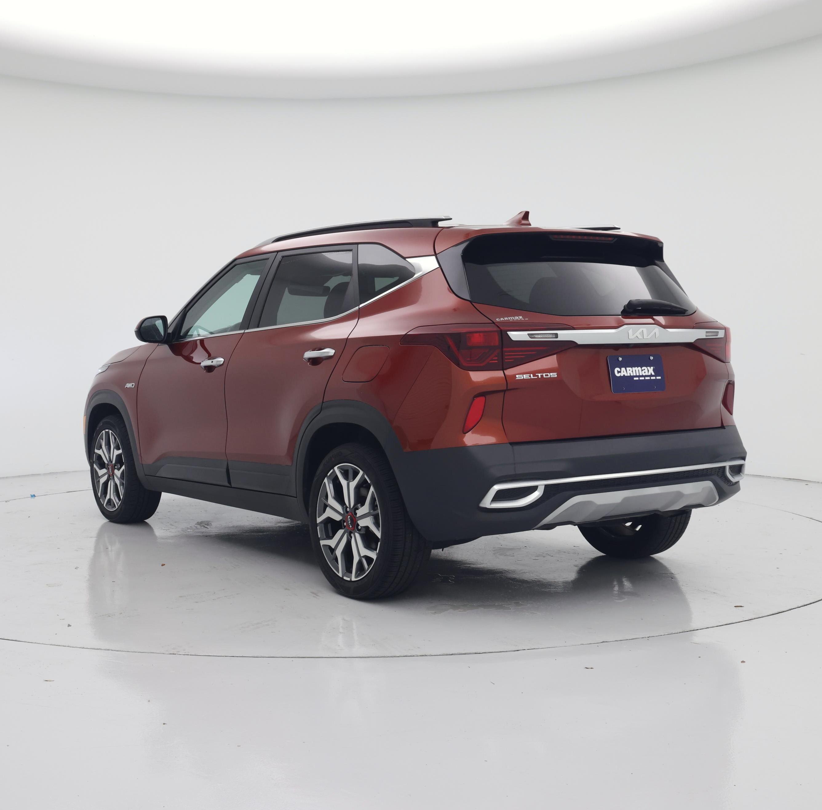 Thumbnail: 2023 Kia Seltos - 2