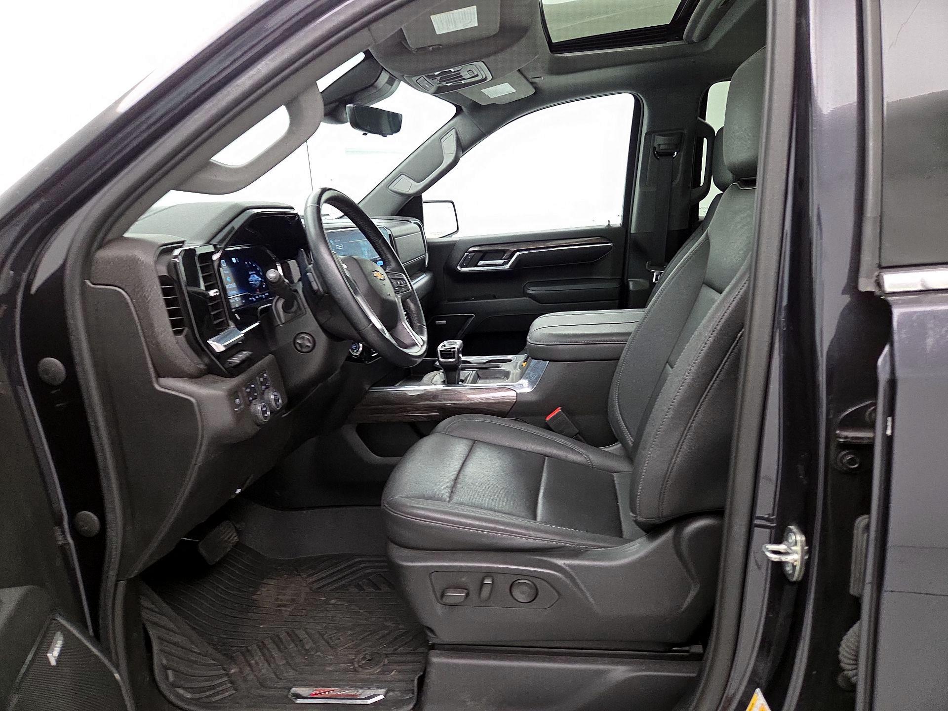 Thumbnail: 2023 Chevrolet Silverado 1500 - 11