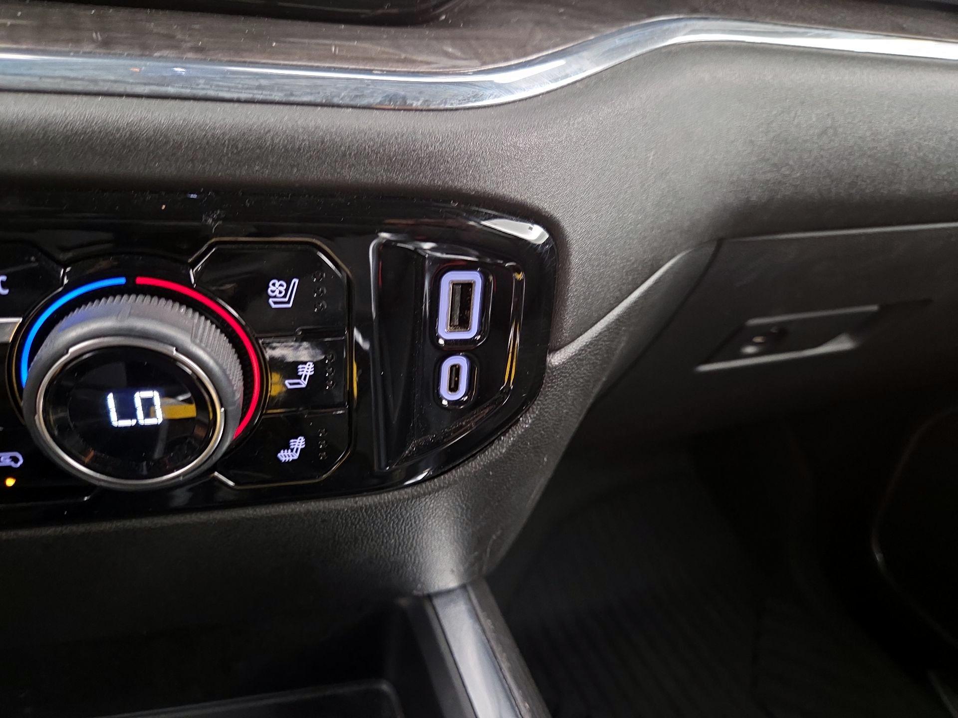 Thumbnail: 2023 Chevrolet Silverado 1500 - 18