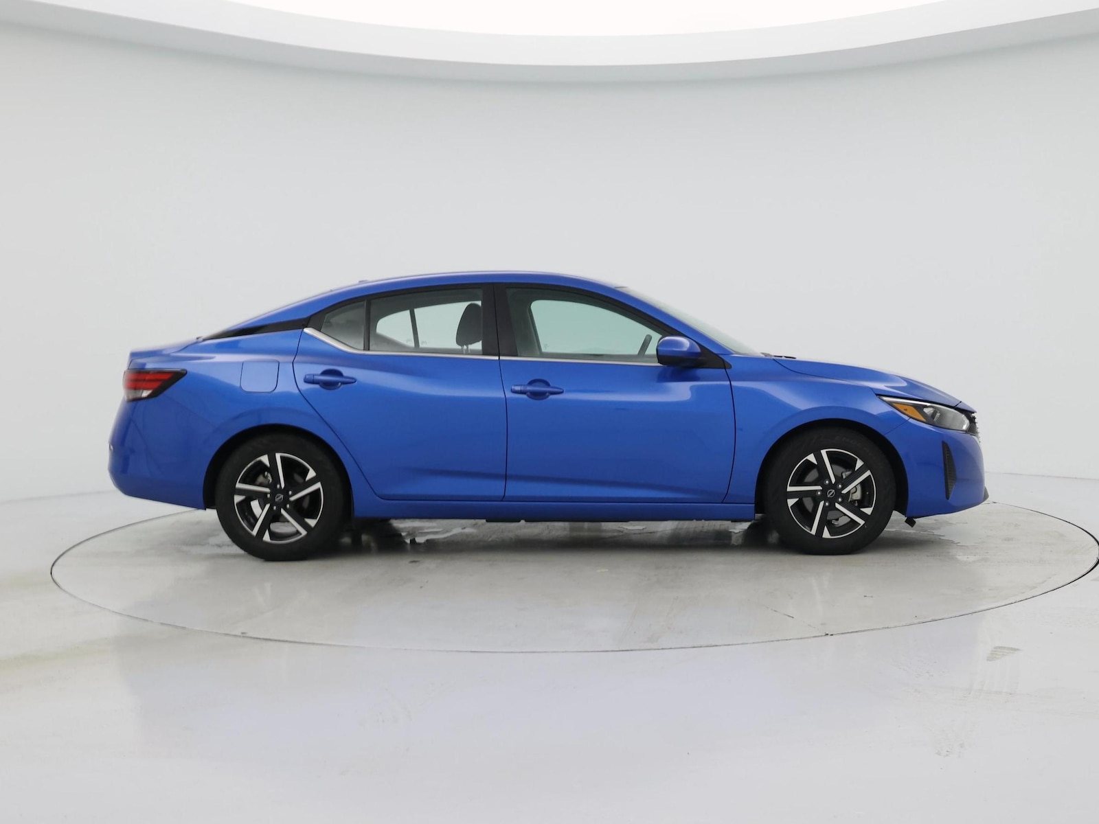 2025 Nissan Sentra SV - Photo 8