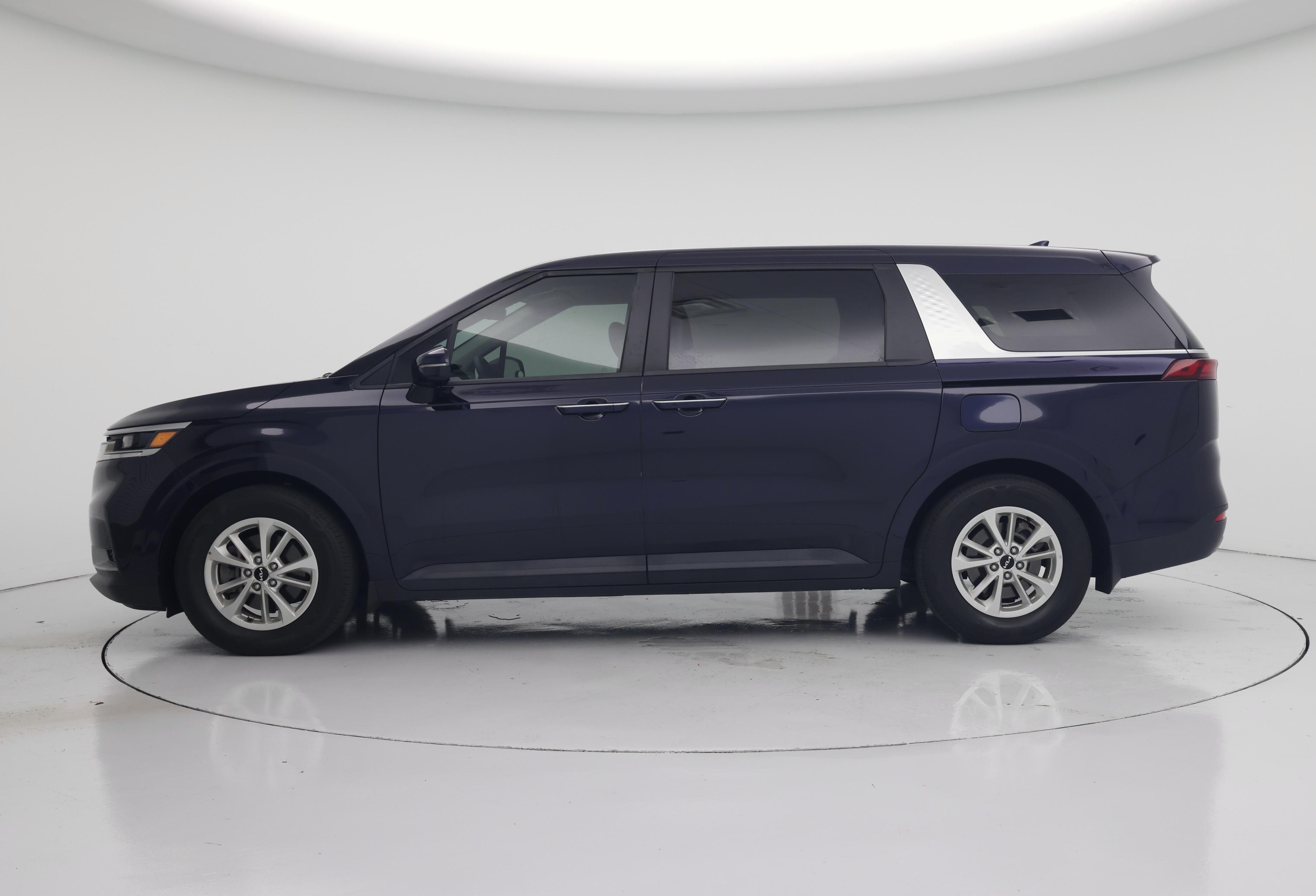 Thumbnail: 2024 Kia Carnival - 3