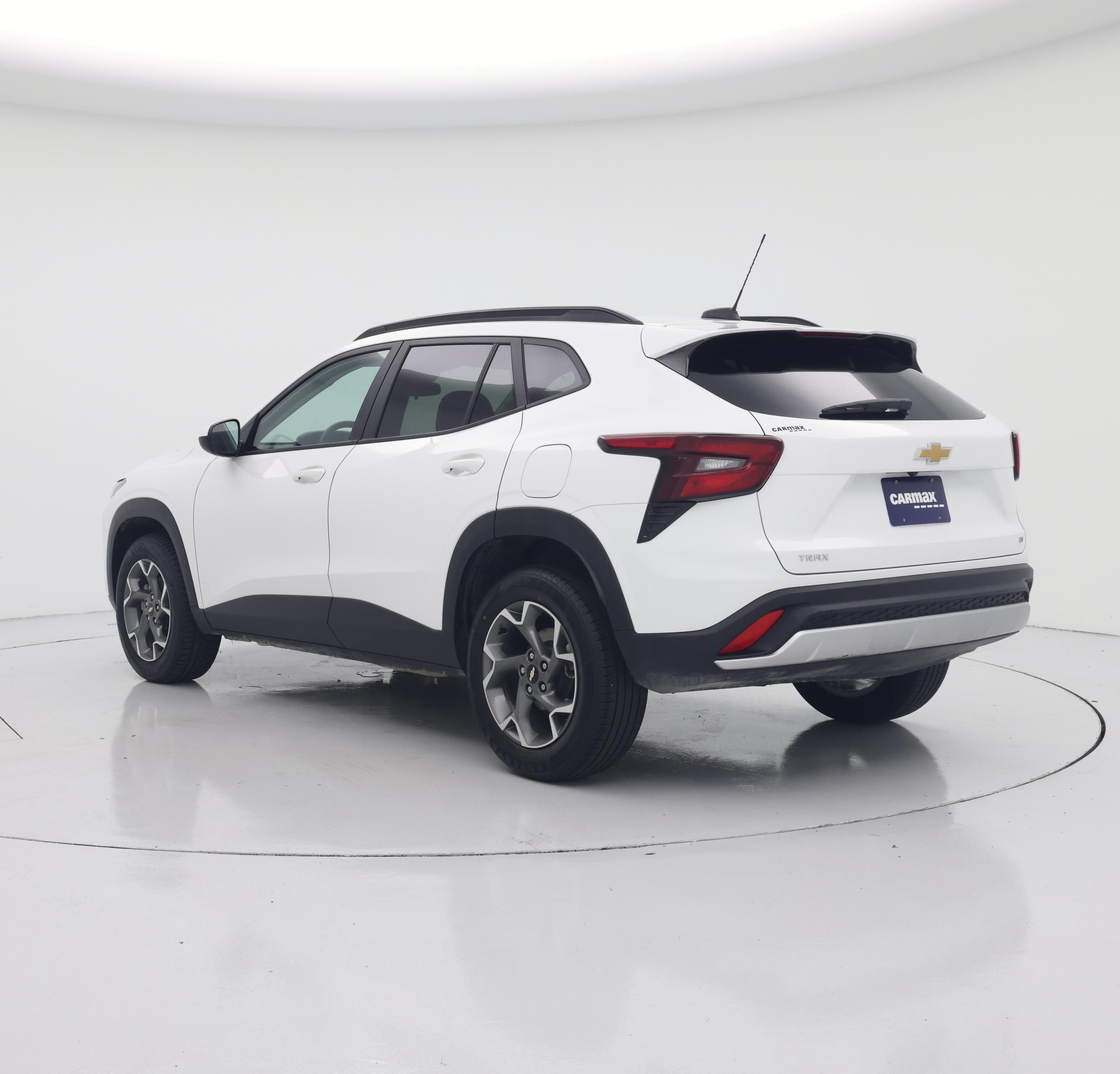 Thumbnail: 2025 Chevrolet Trax - 2
