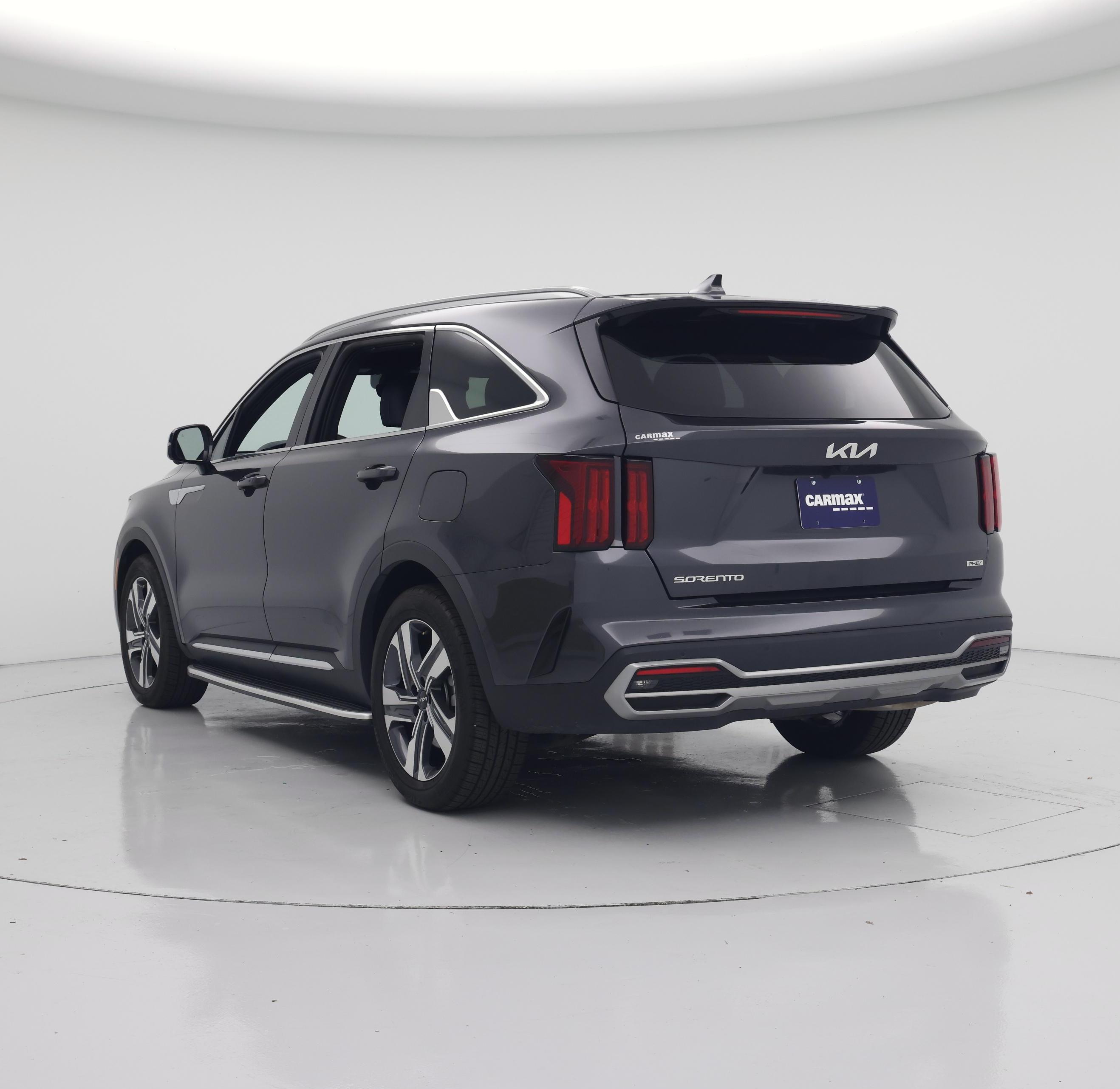 Thumbnail: 2023 Kia Sorento - 2