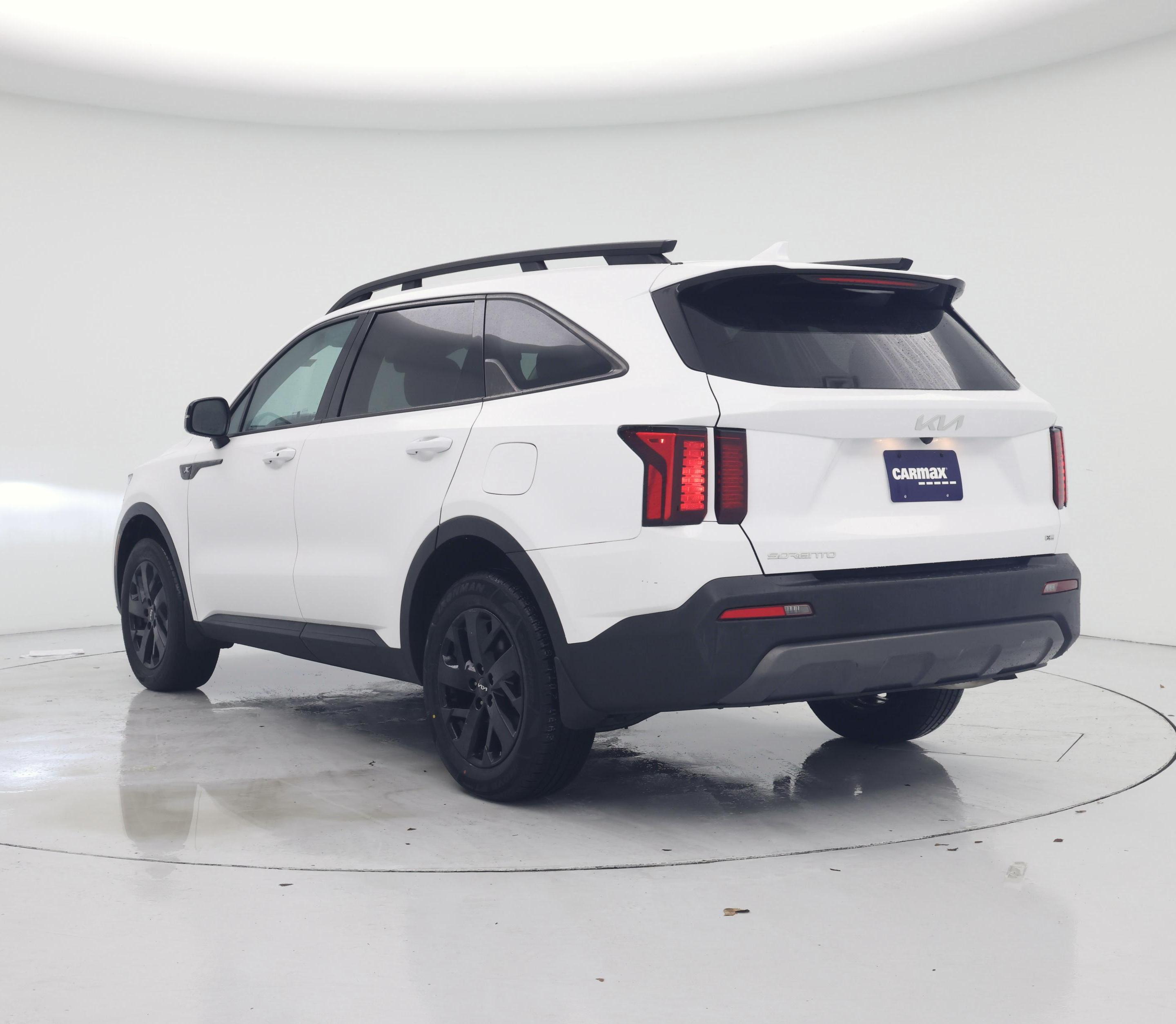 Thumbnail: 2023 Kia Sorento - 2