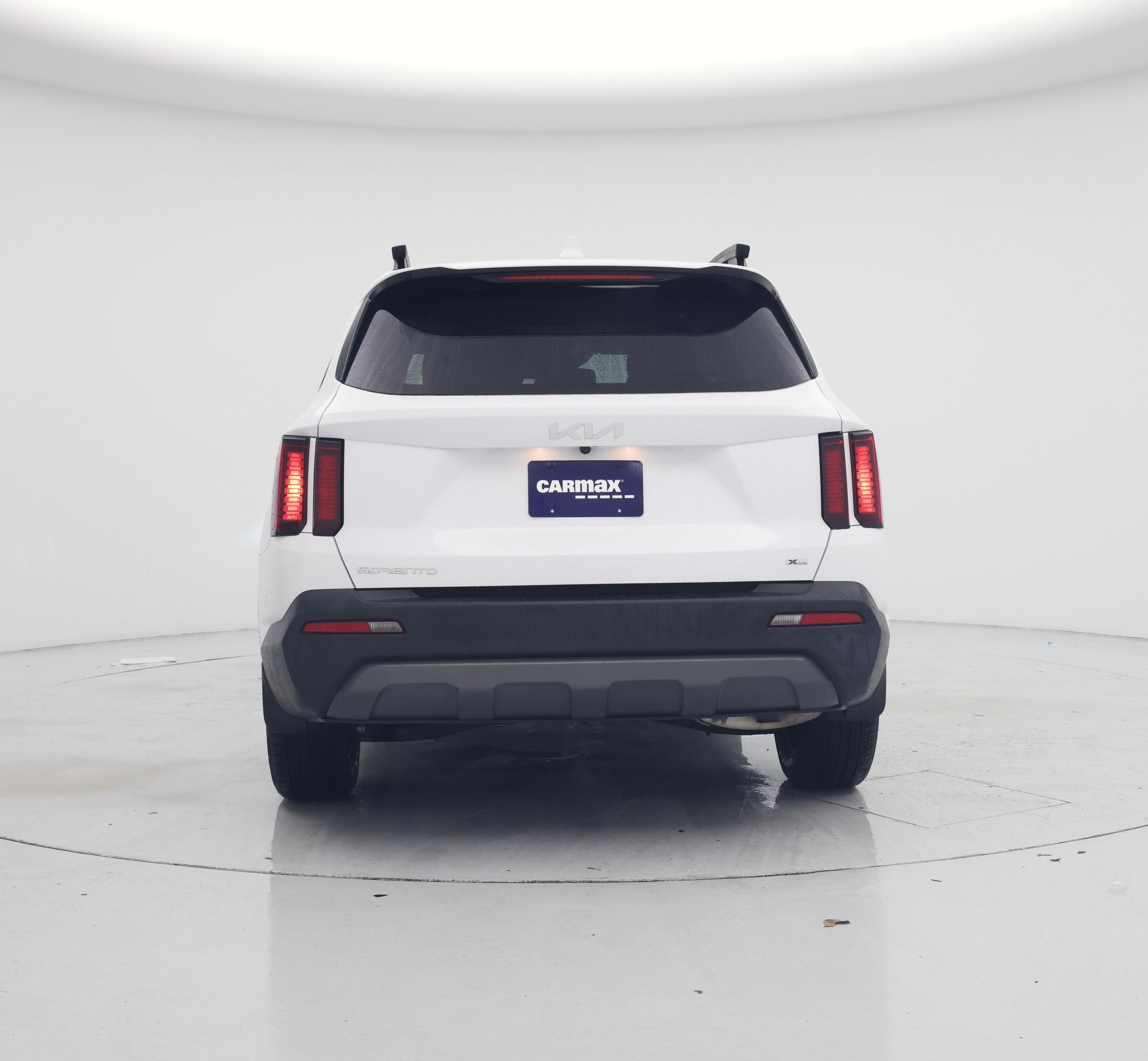 Thumbnail: 2023 Kia Sorento - 6