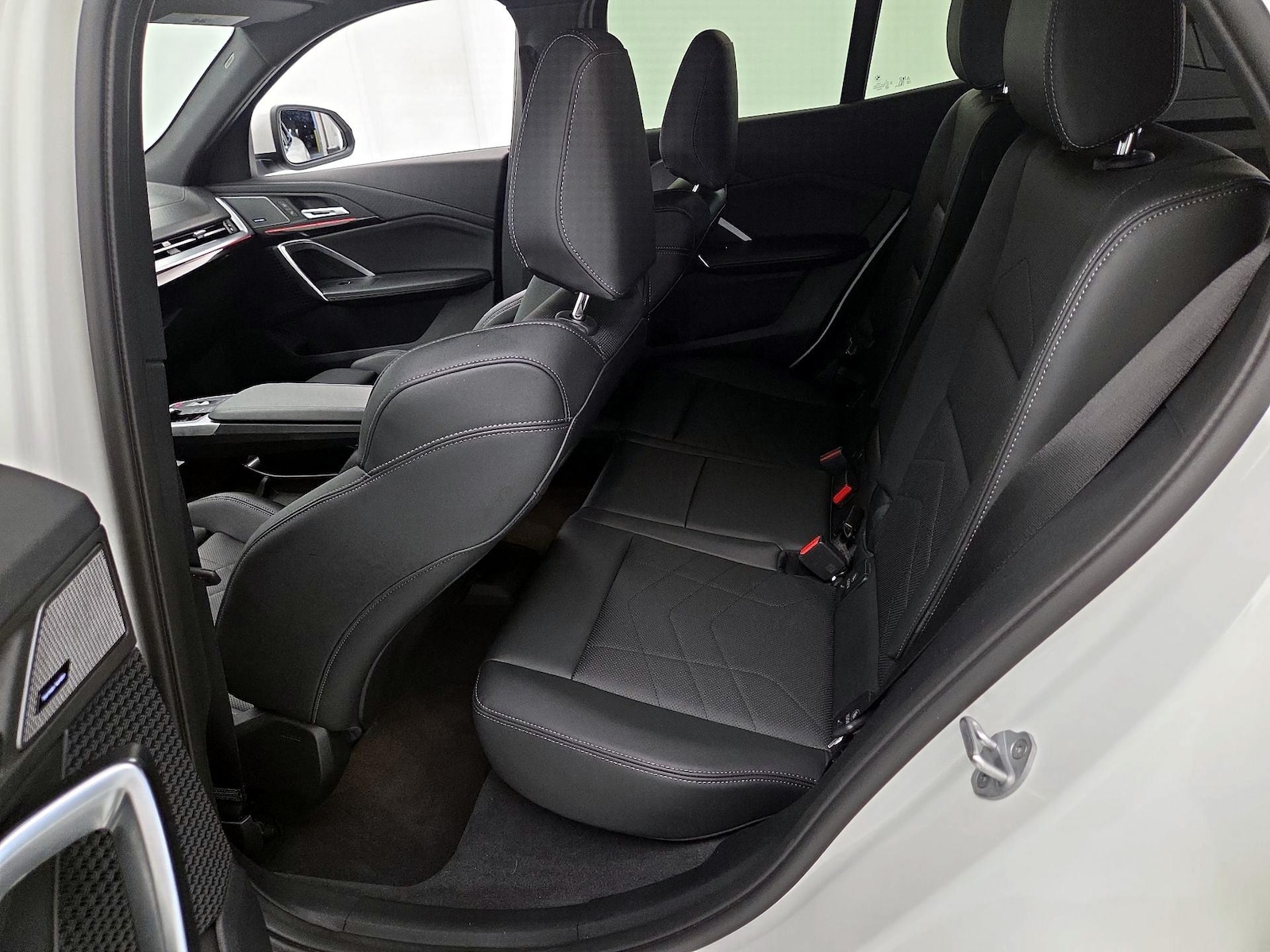 2026 BMW X2 28i - Photo 20