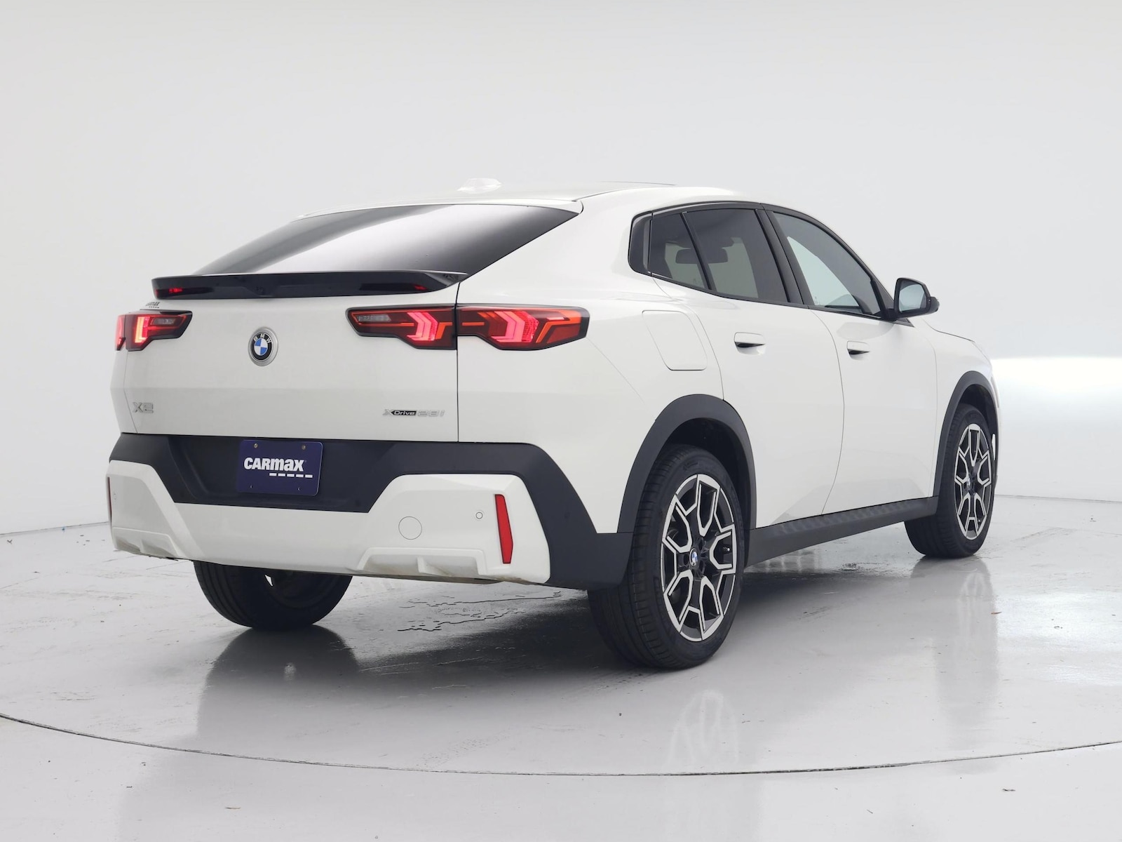 2026 BMW X2 28i - Photo 9