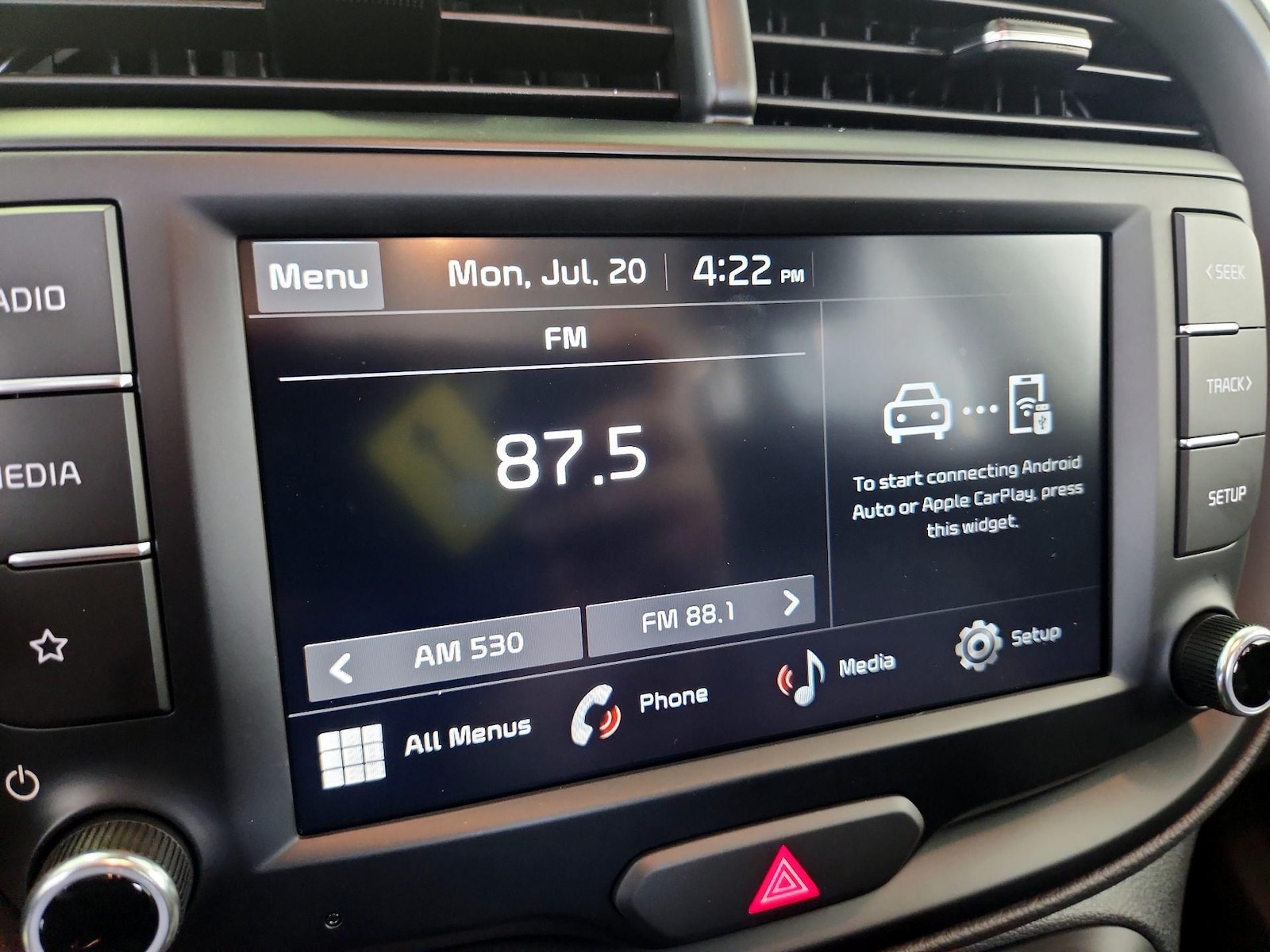 2025 Kia Soul LX - Photo 16