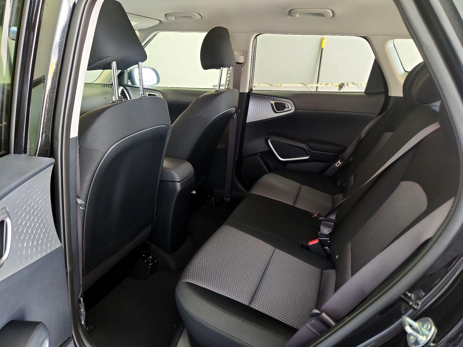 2025 Kia Soul LX - Photo 20