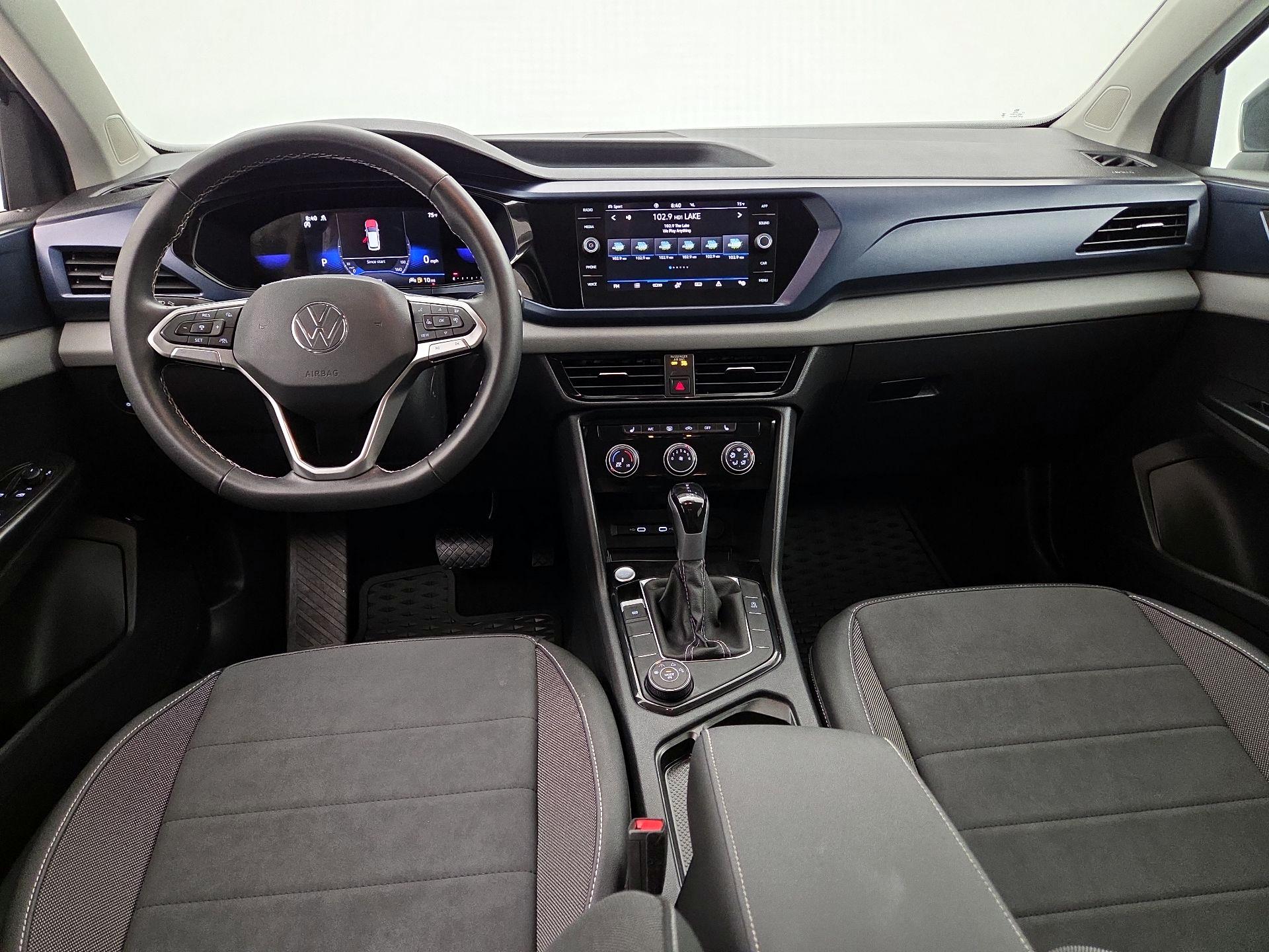Thumbnail: 2023 Volkswagen Taos - 9