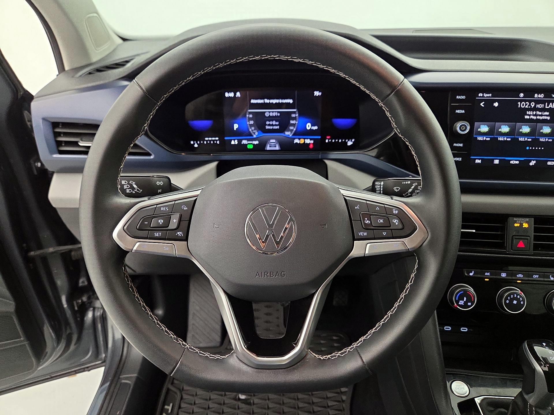 Thumbnail: 2023 Volkswagen Taos - 10