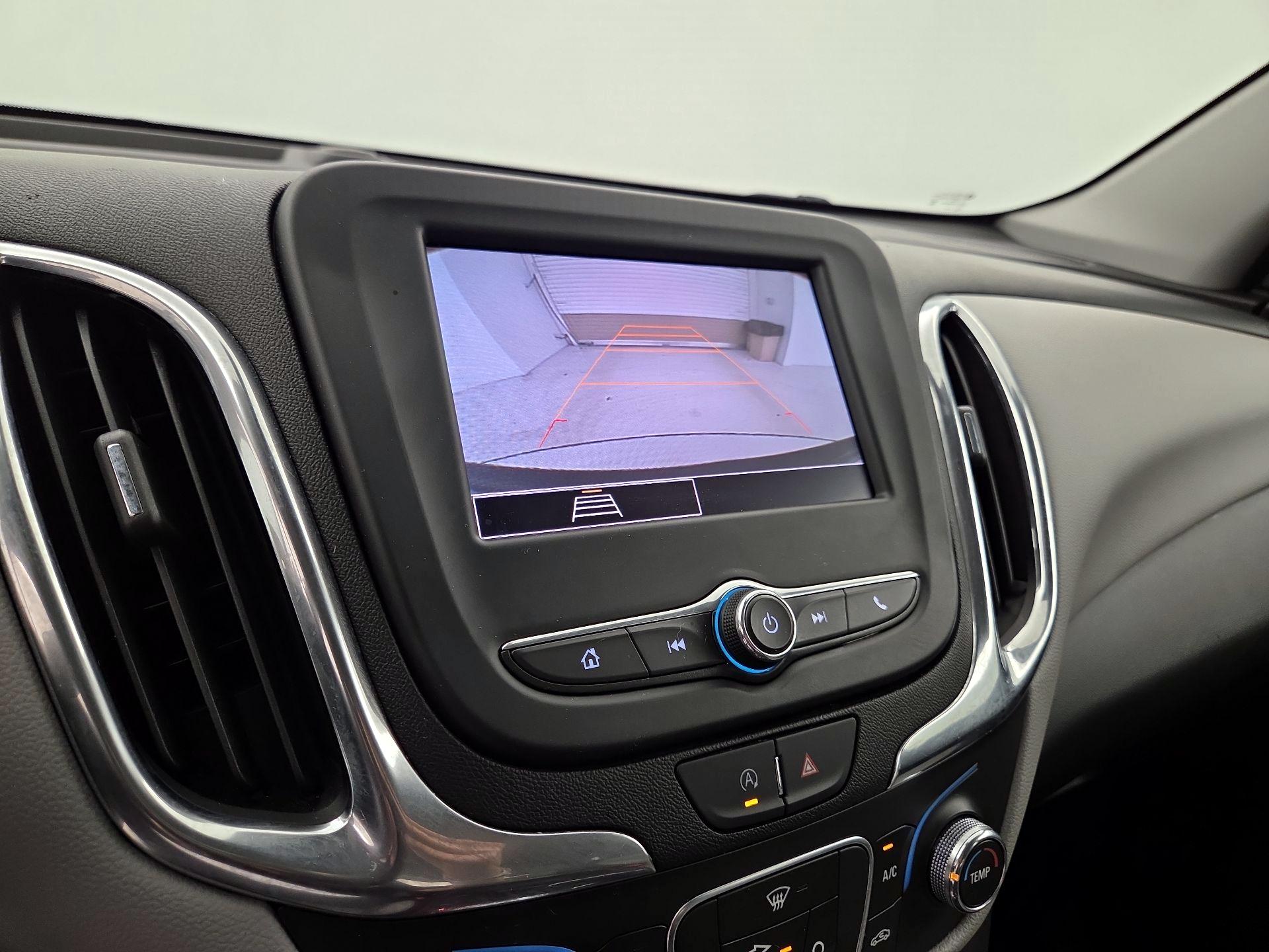 Thumbnail: 2023 Chevrolet Equinox - 14