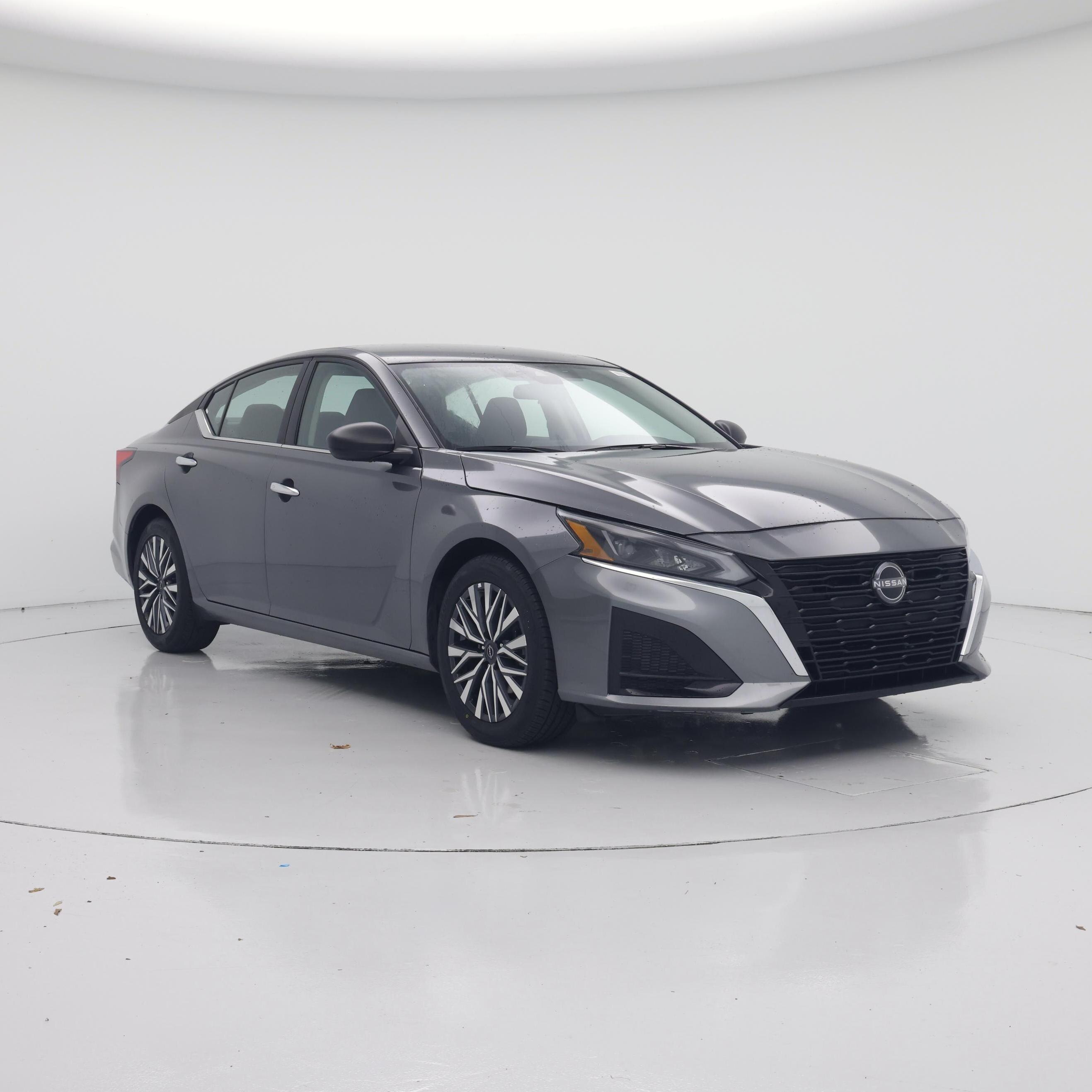 Gray 2025 Nissan Altima Sedan Front-Wheel Drive Automatic
