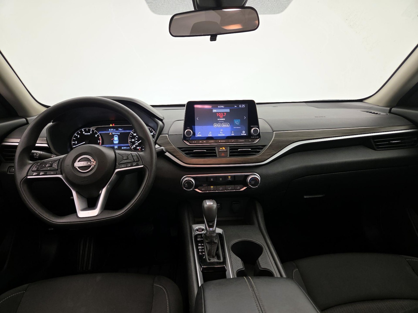 2025 Nissan Altima SV - Photo 10