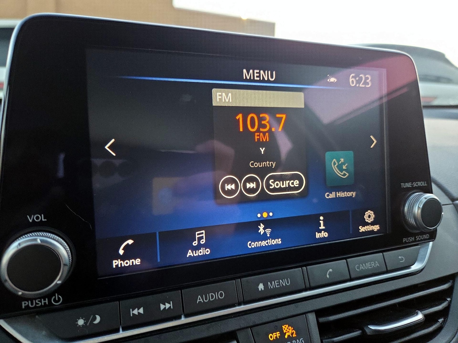 2025 Nissan Altima SV - Photo 16