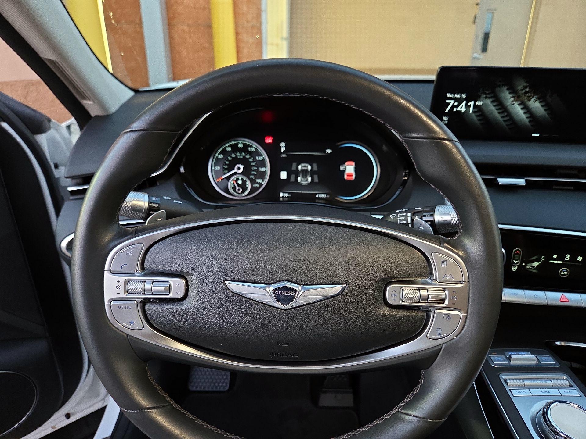 Thumbnail: 2025 Genesis GV70 - 10