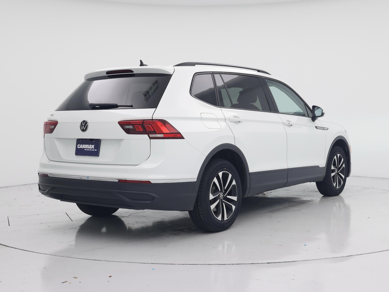 2023 Volkswagen Tiguan S - Photo 9