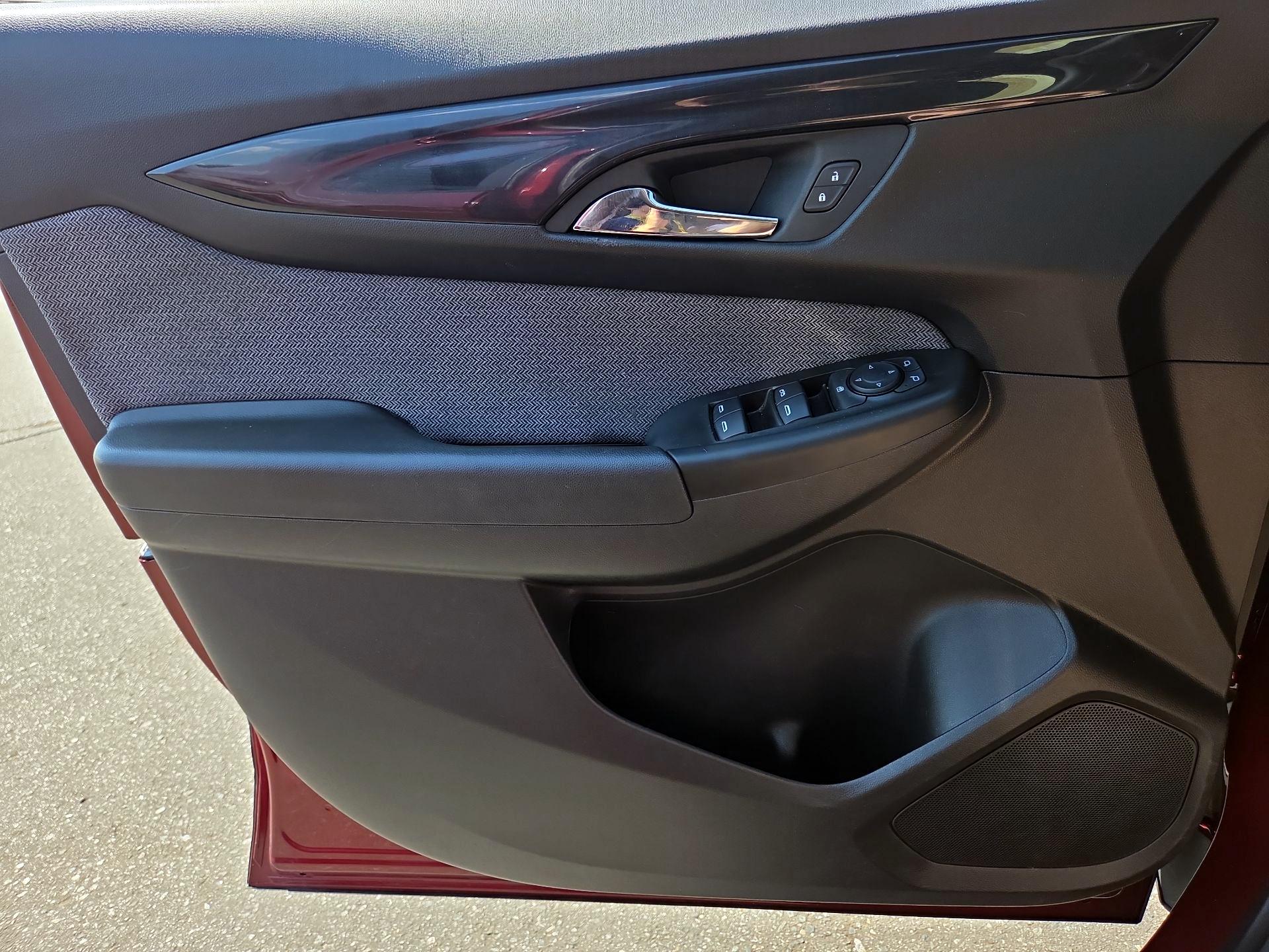 Thumbnail: 2025 Chevrolet TrailBlazer - 12