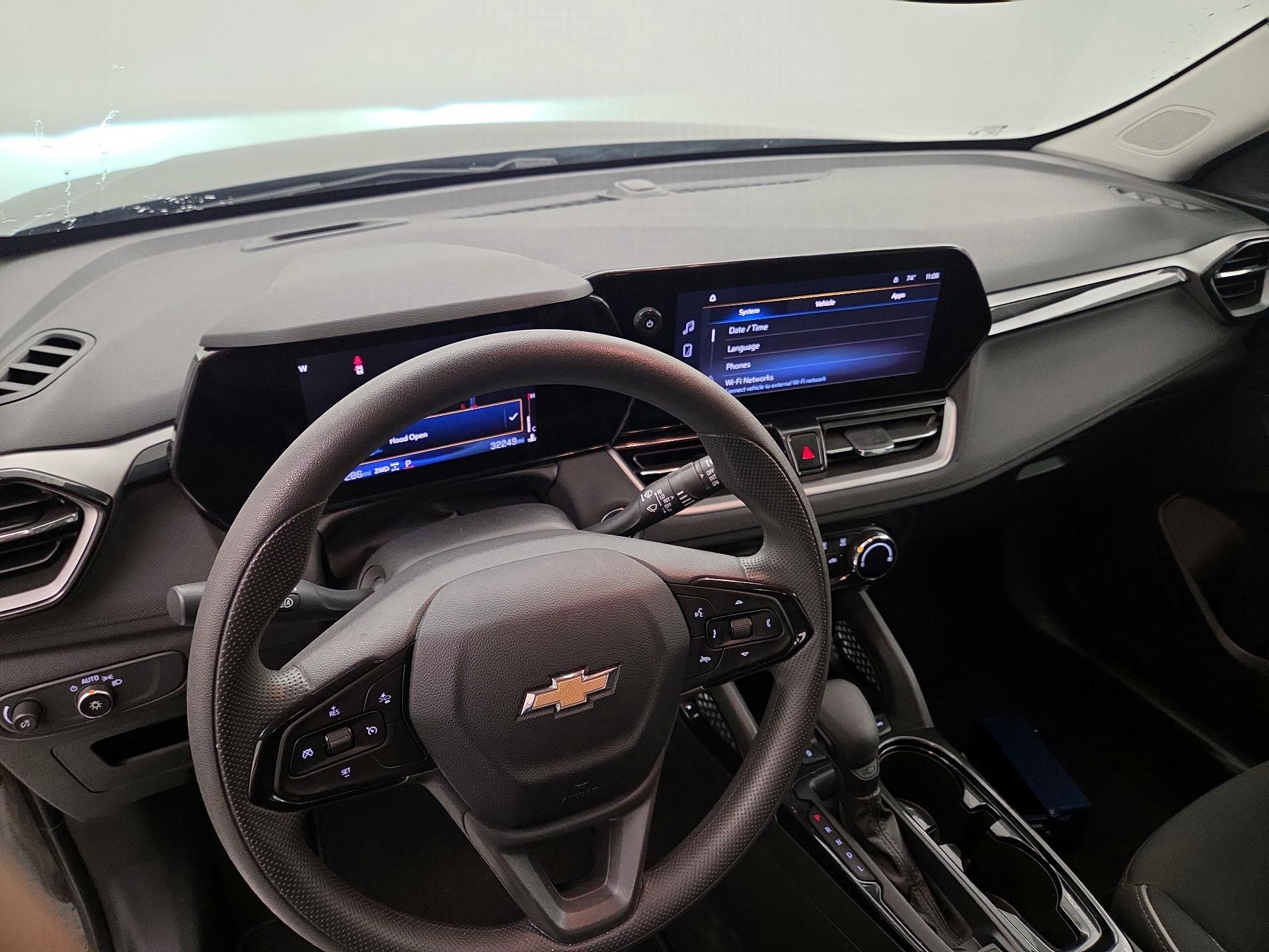 Thumbnail: 2025 Chevrolet TrailBlazer - 9