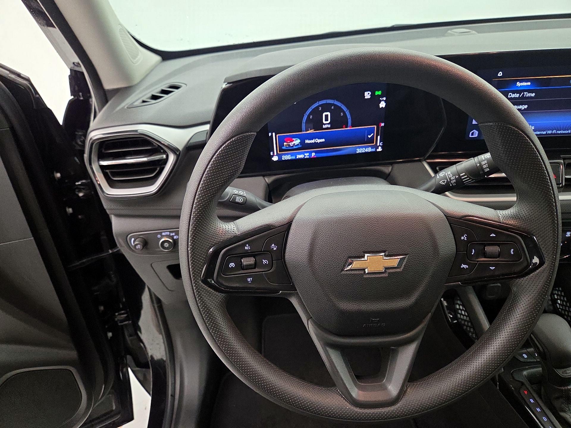 Thumbnail: 2025 Chevrolet TrailBlazer - 10