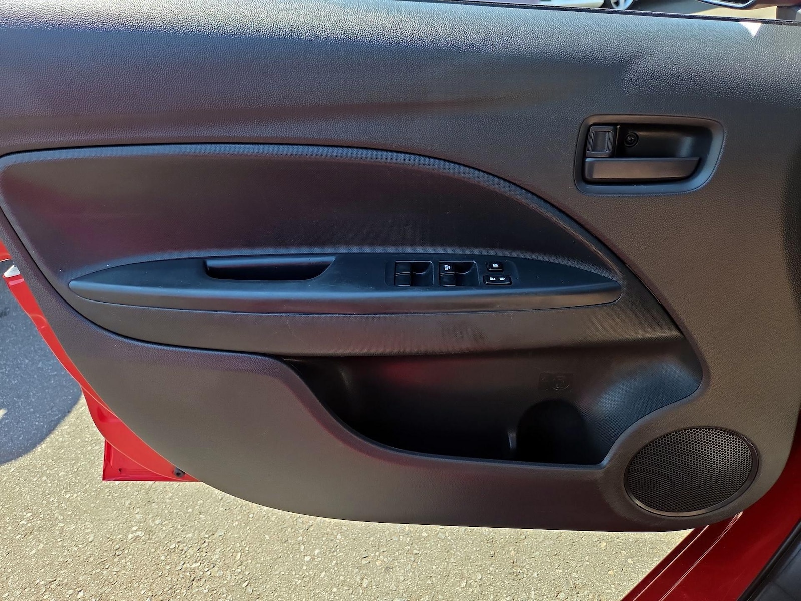 2024 Mitsubishi Mirage ES - Photo 13