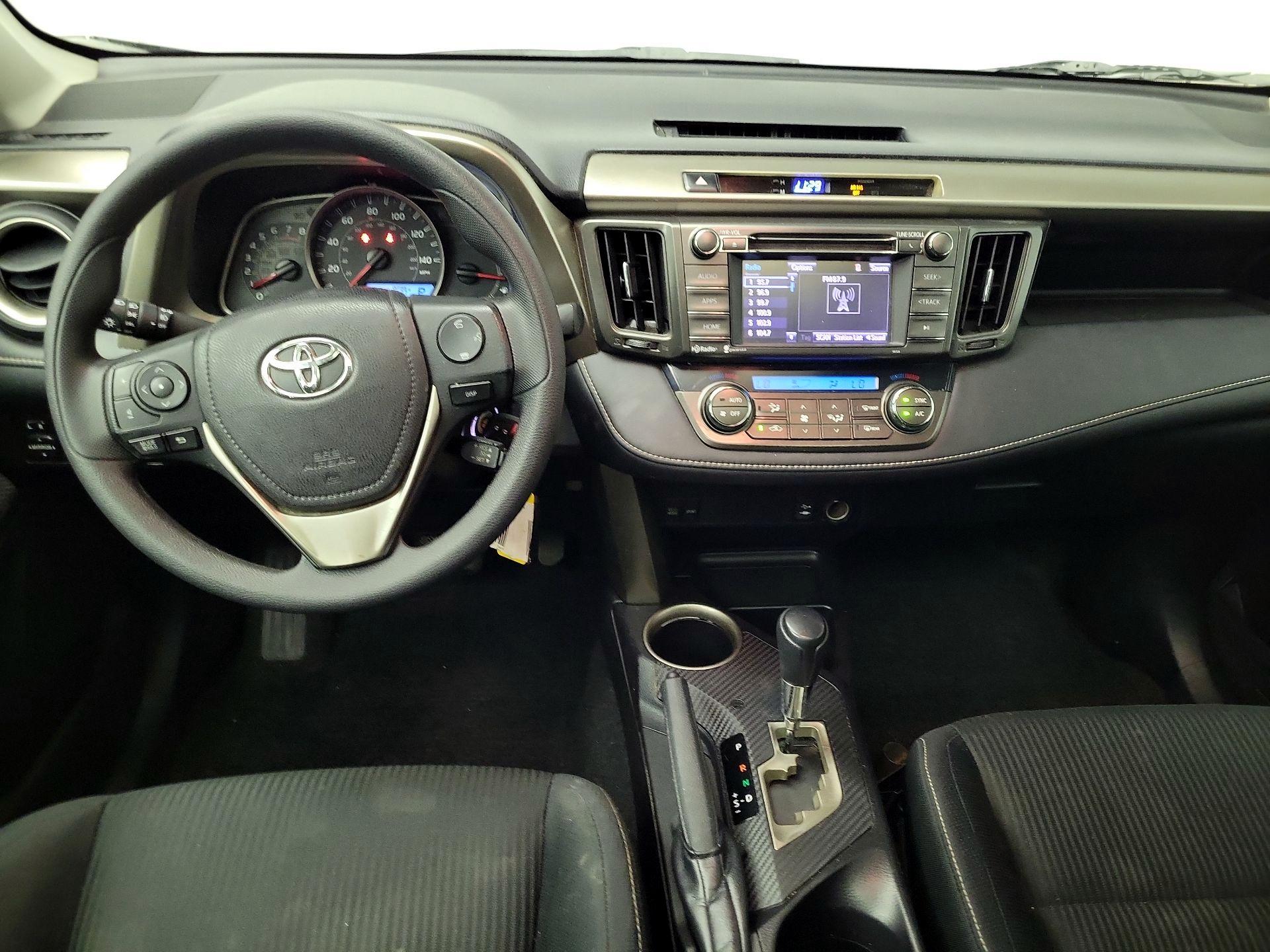 Thumbnail: 2014 Toyota RAV4 - 9