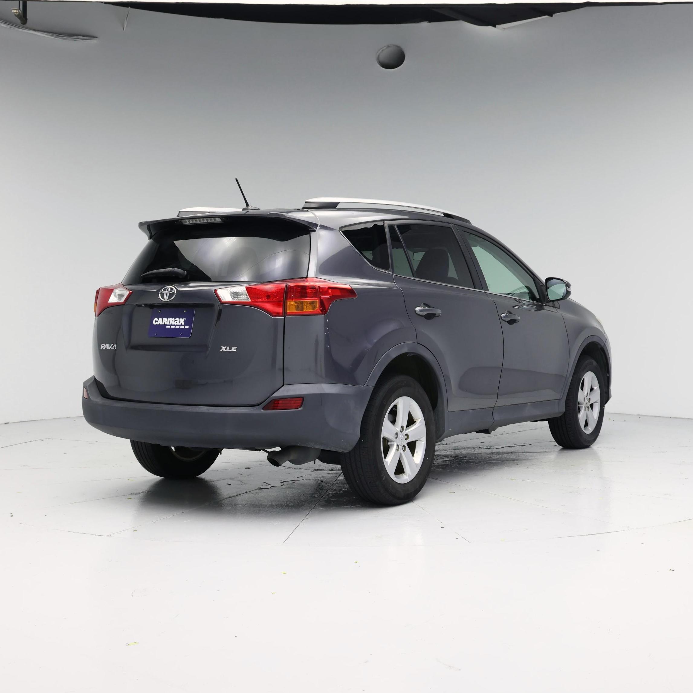 Thumbnail: 2014 Toyota RAV4 - 8