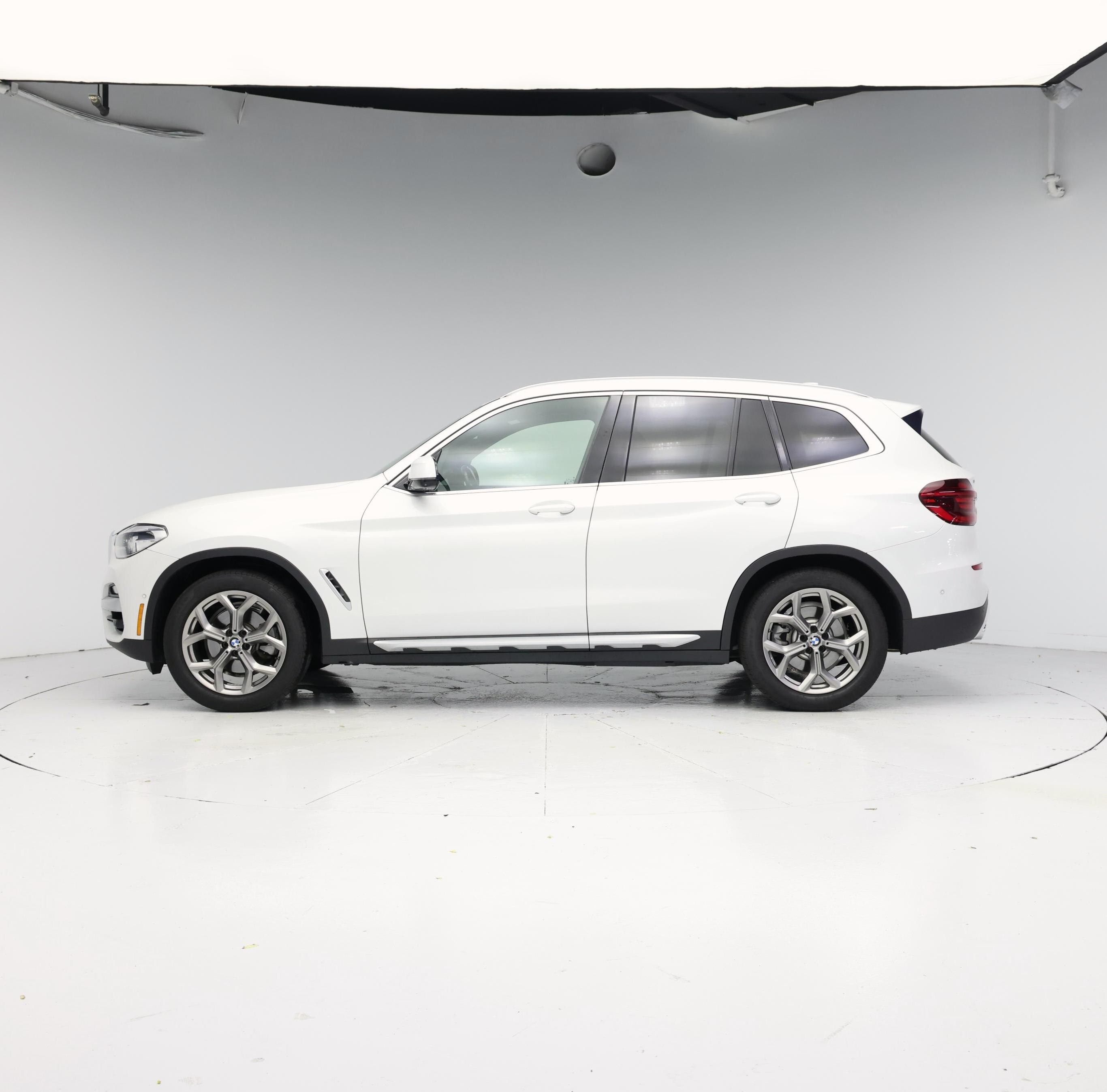 Thumbnail: 2021 BMW X3 - 3