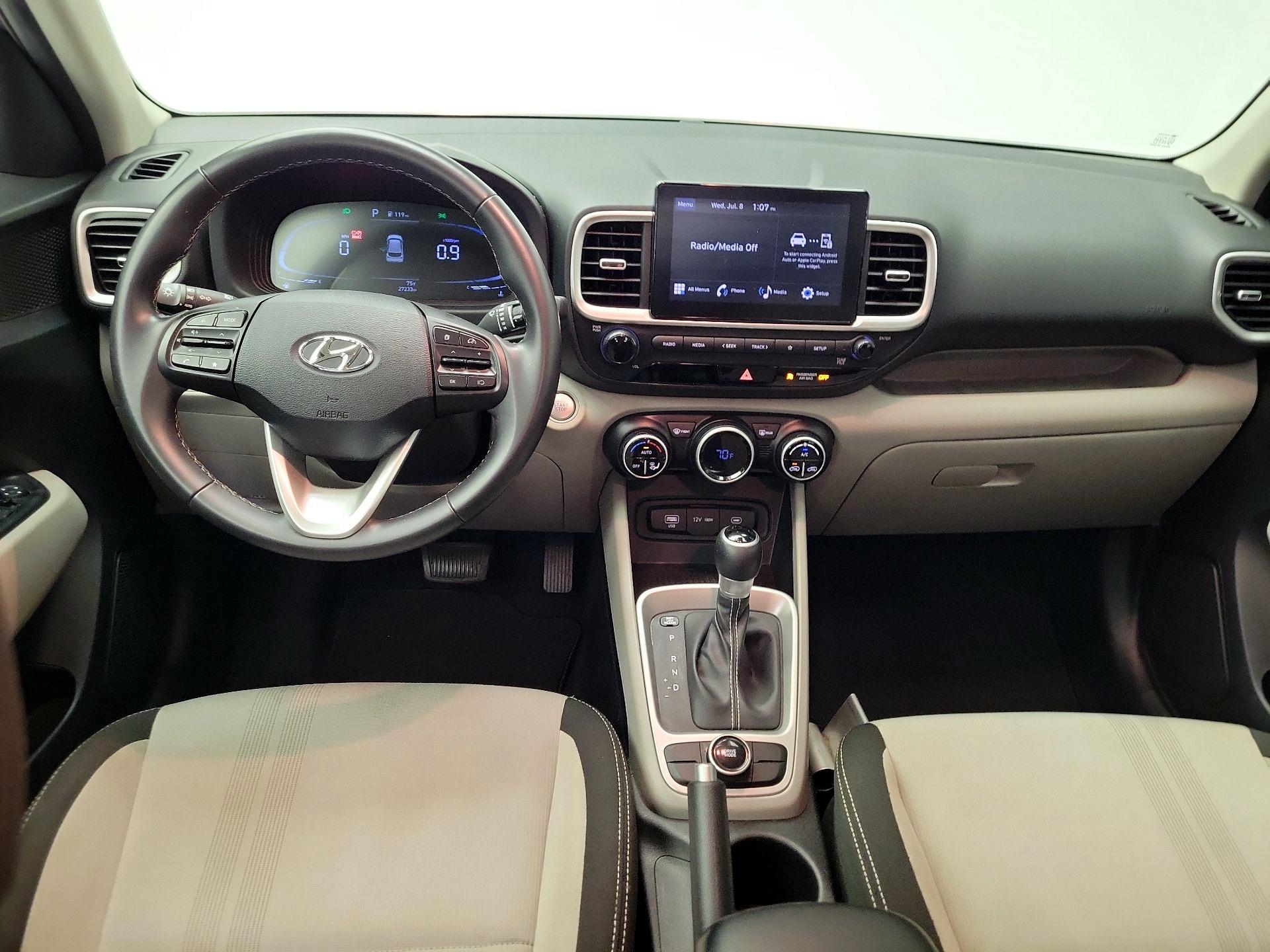 Thumbnail: 2024 Hyundai Venue - 9