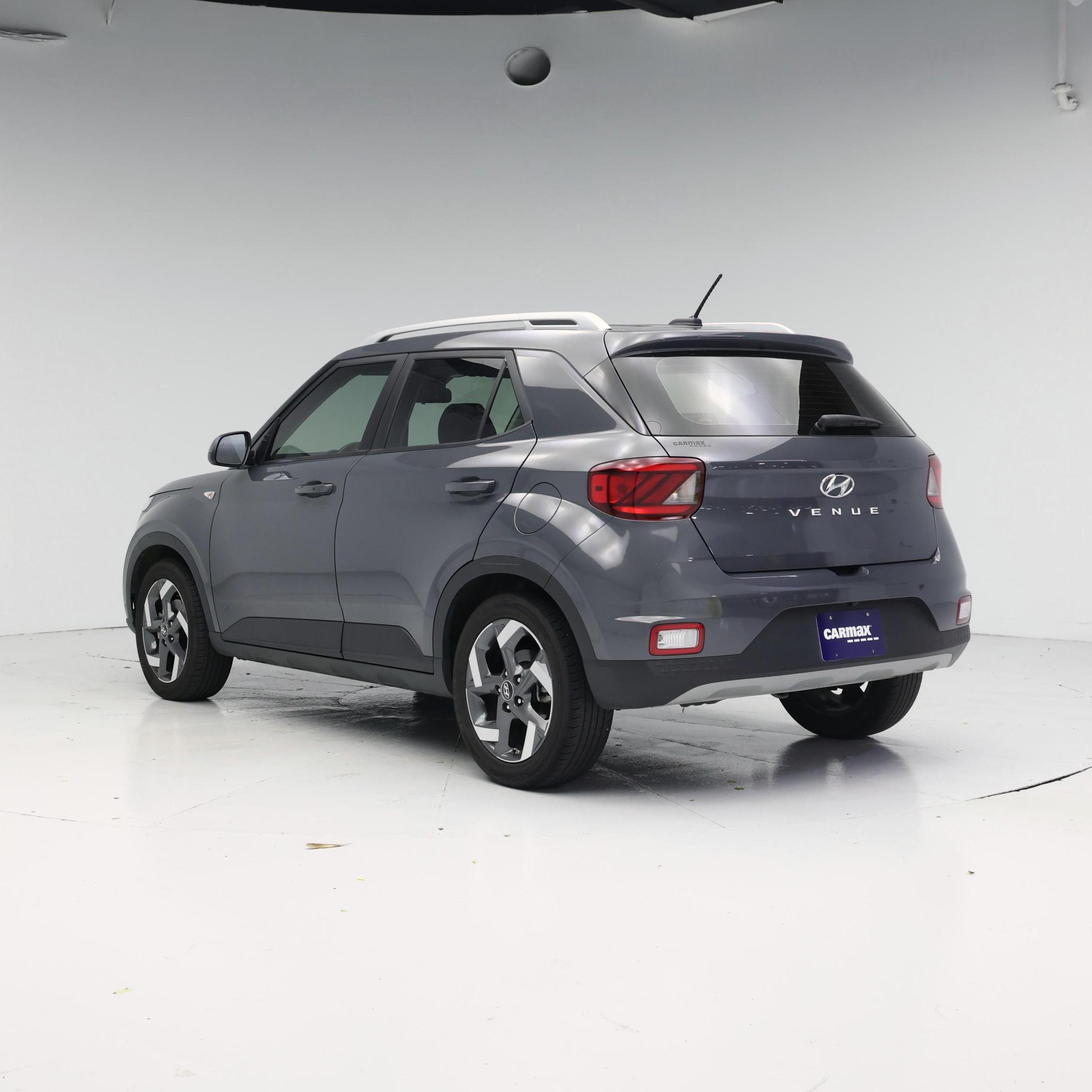 Thumbnail: 2024 Hyundai Venue - 2