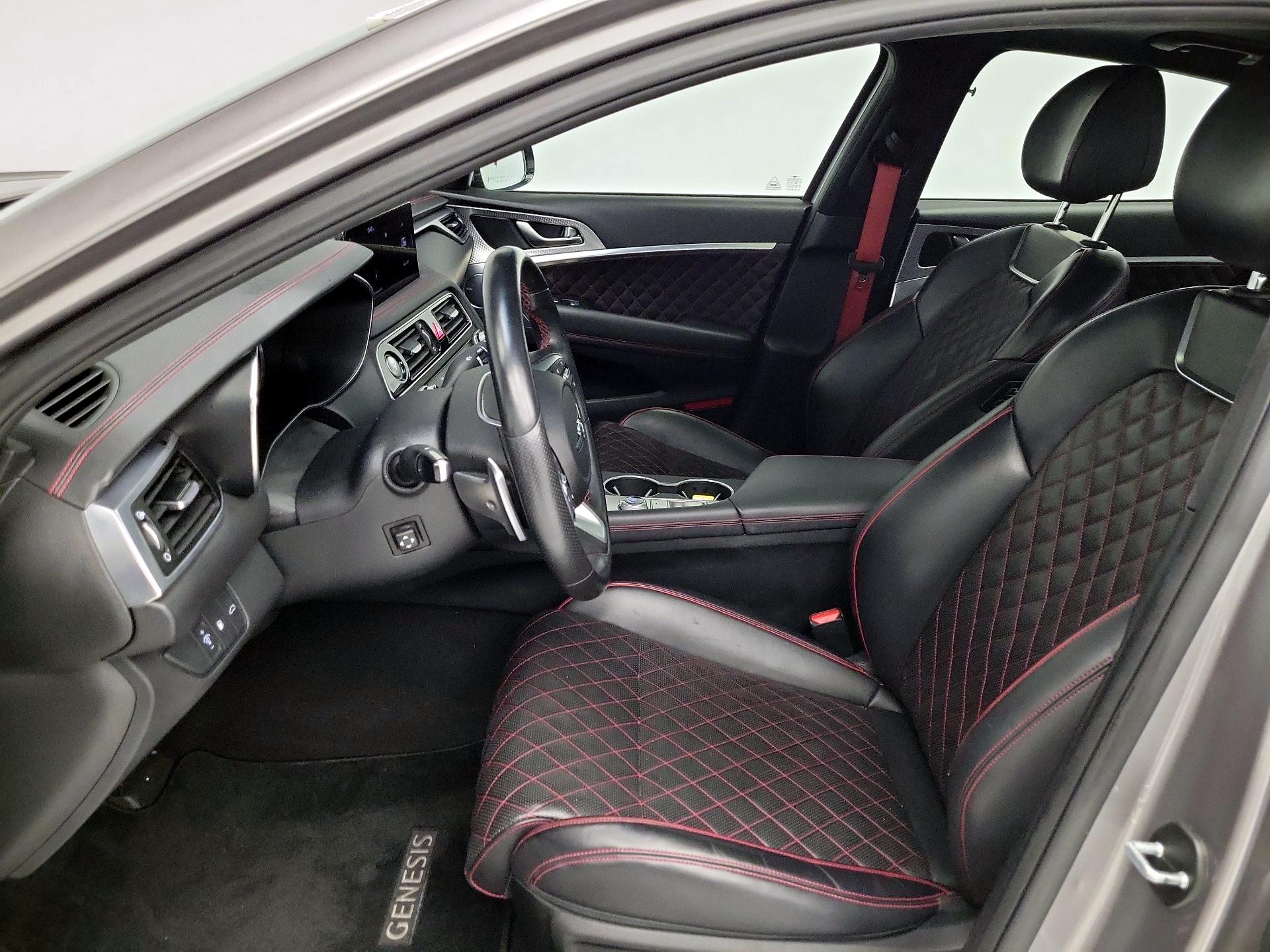 Thumbnail: 2022 Genesis G70 - 11