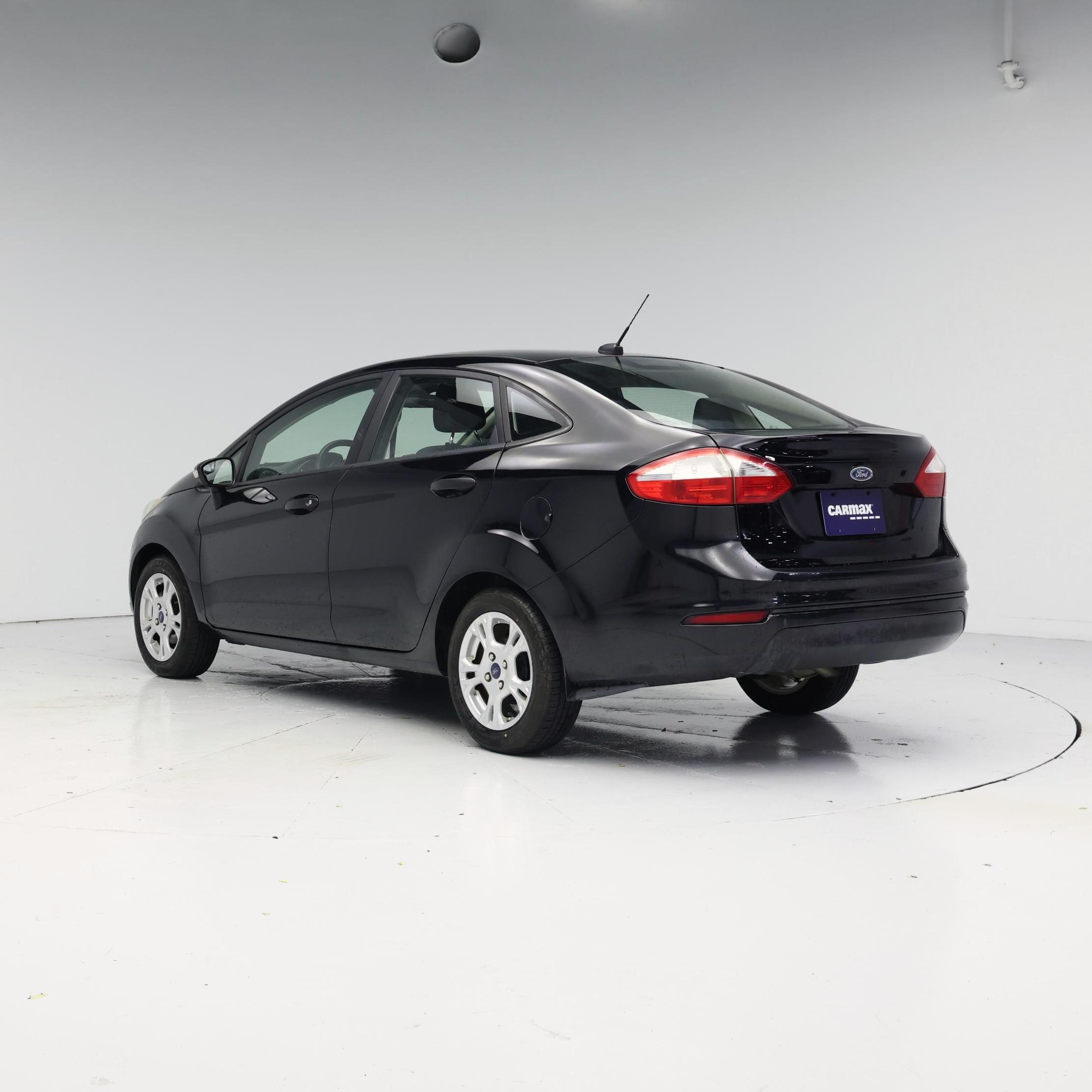 Thumbnail: 2016 Ford Fiesta - 2
