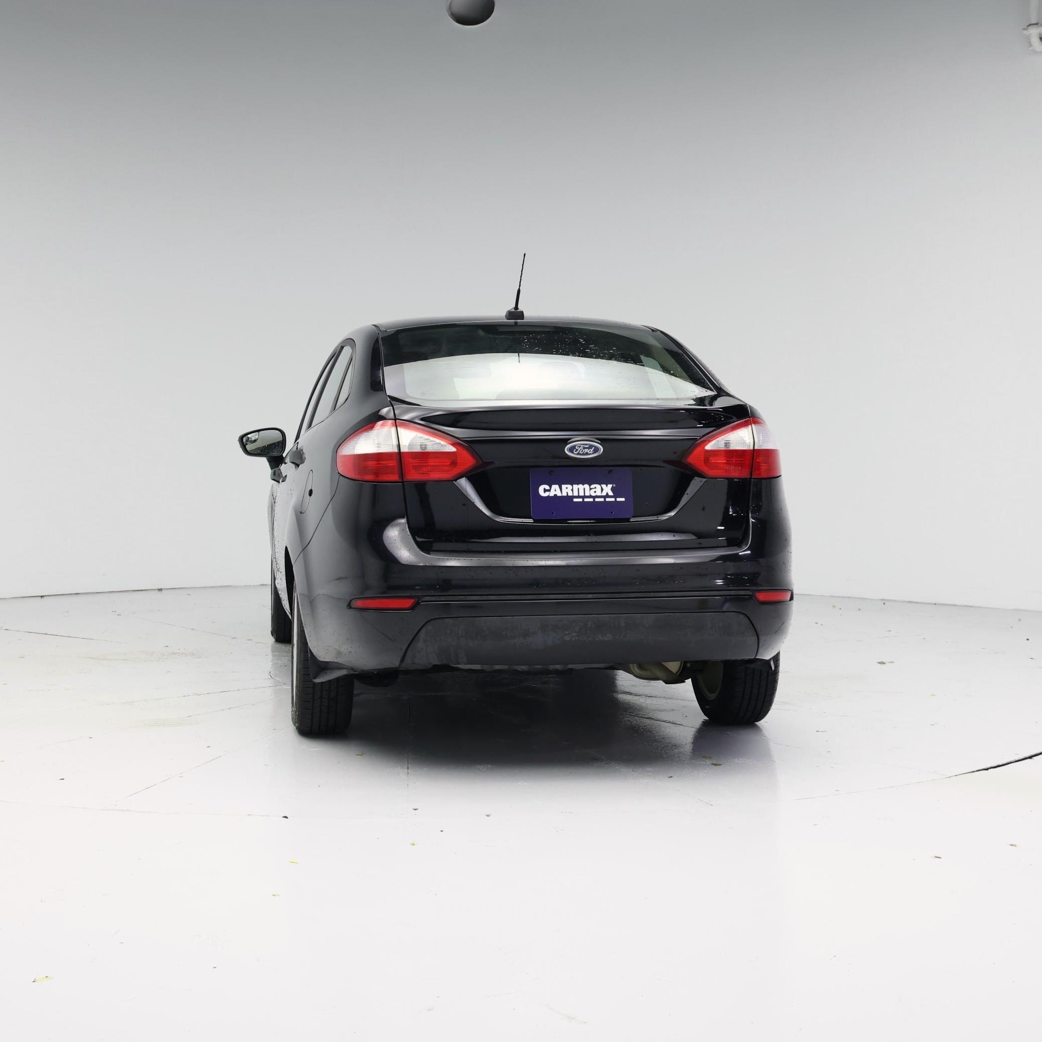 Thumbnail: 2016 Ford Fiesta - 6