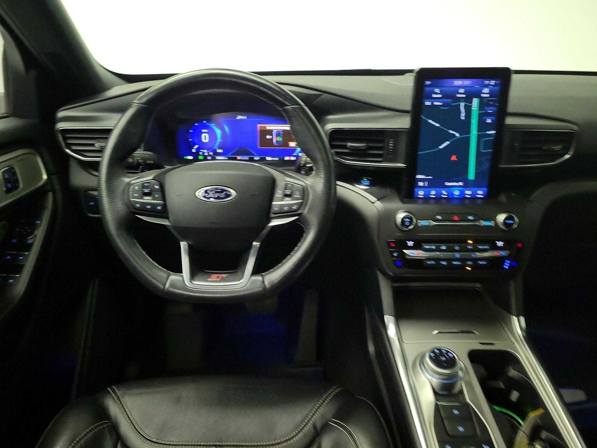 Thumbnail: 2020 Ford Explorer - 10