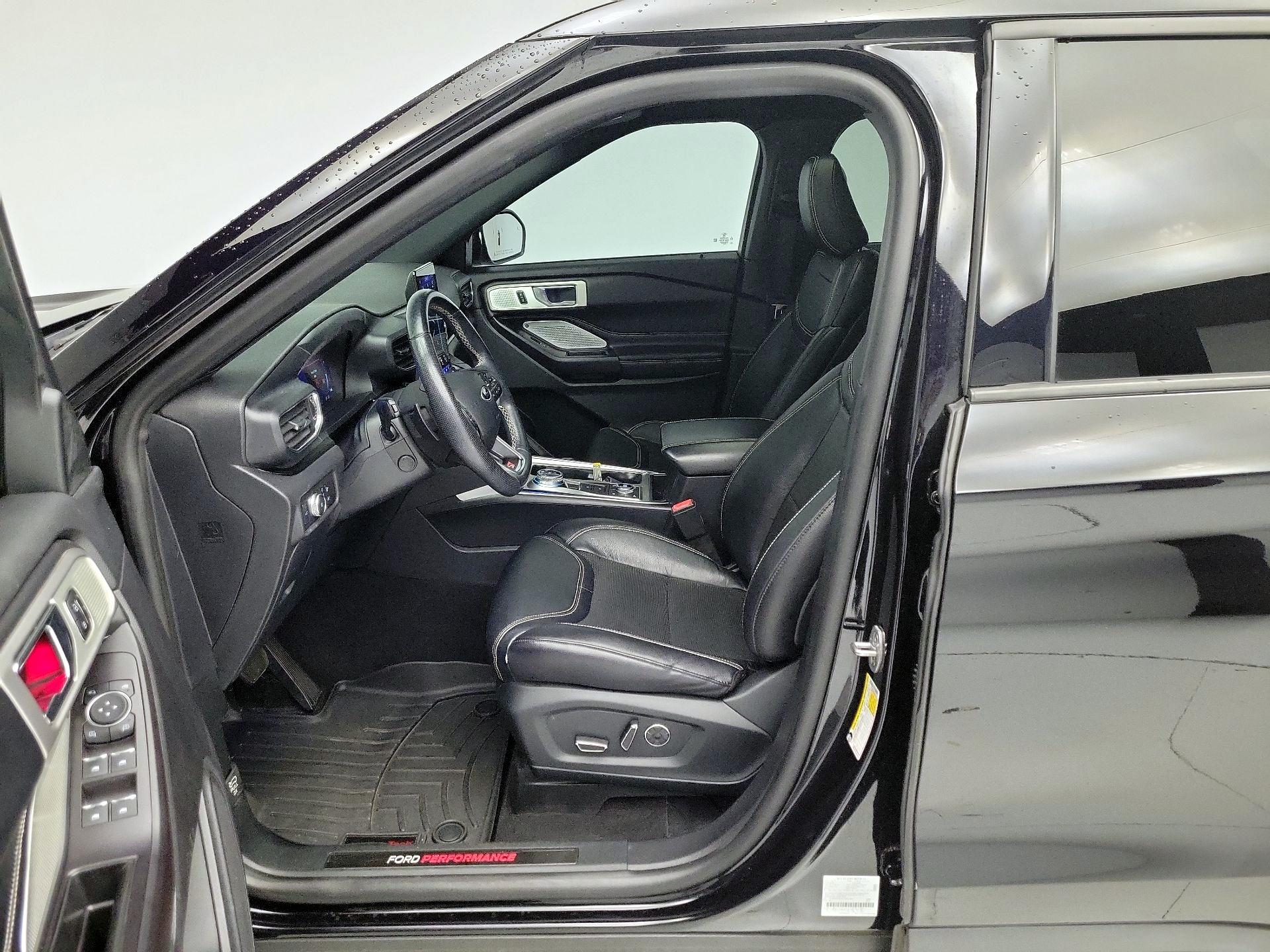 Thumbnail: 2020 Ford Explorer - 11
