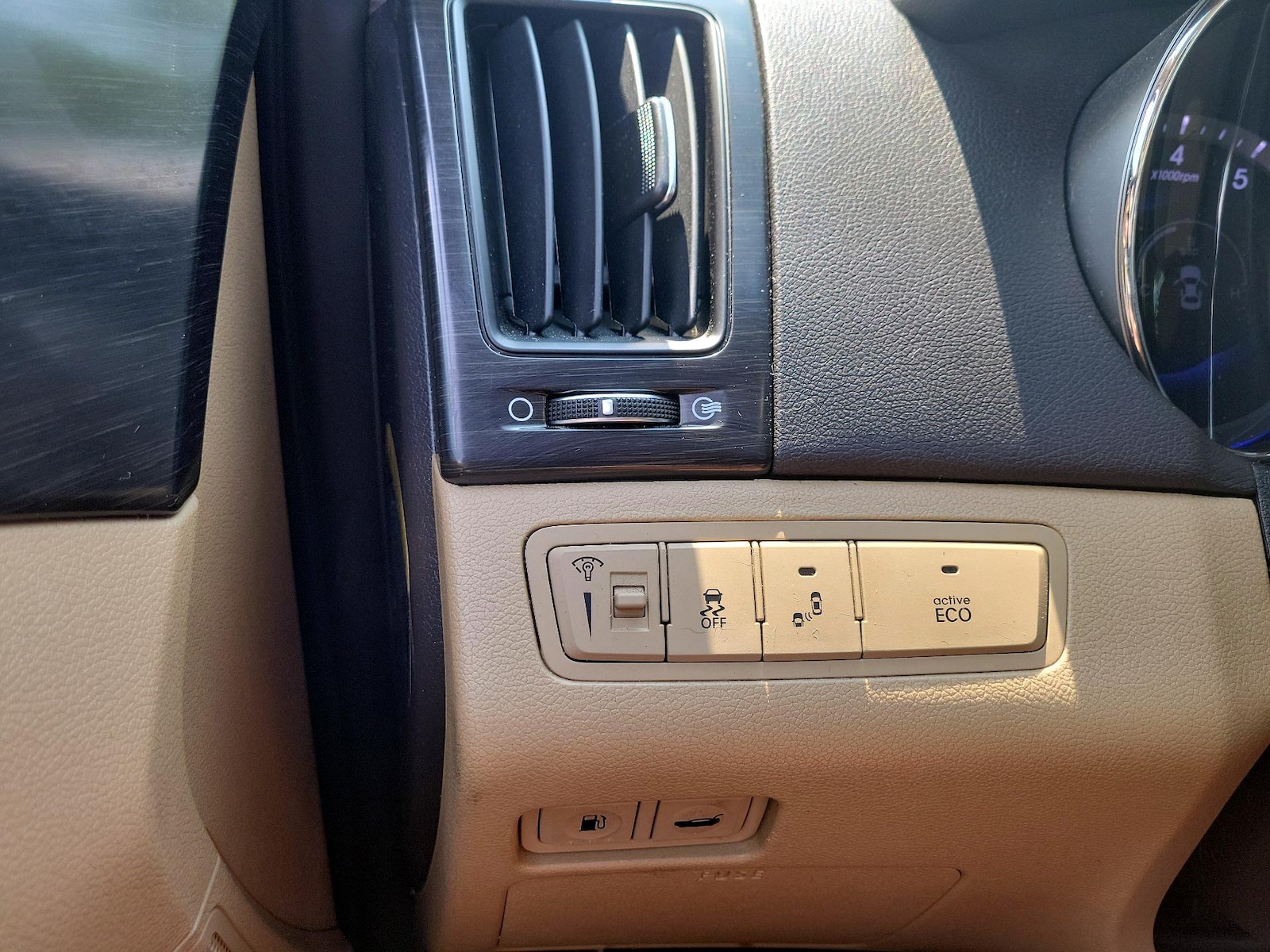 2014 Hyundai Sonata Limited - Photo 14