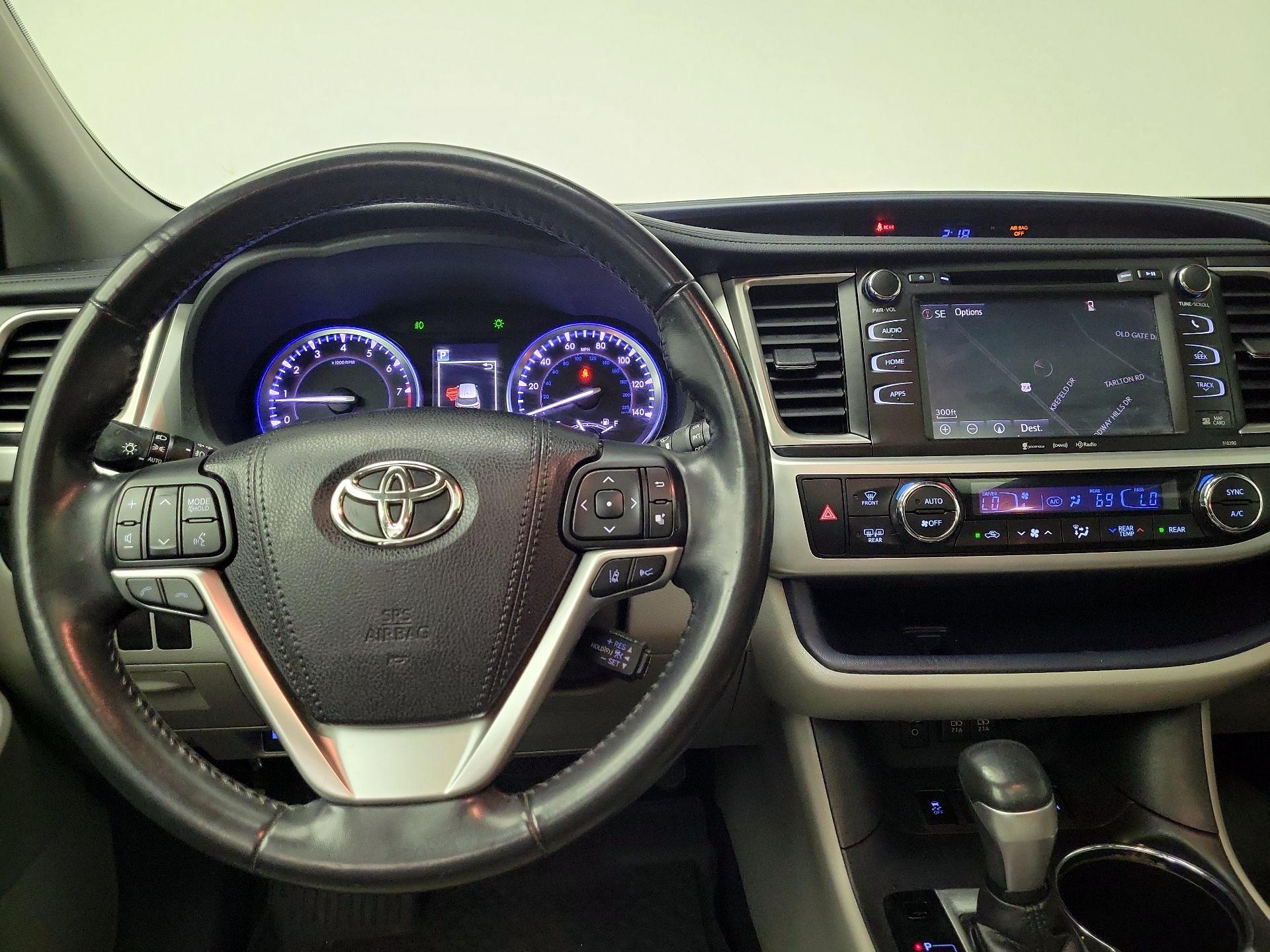 Thumbnail: 2018 Toyota Highlander - 10