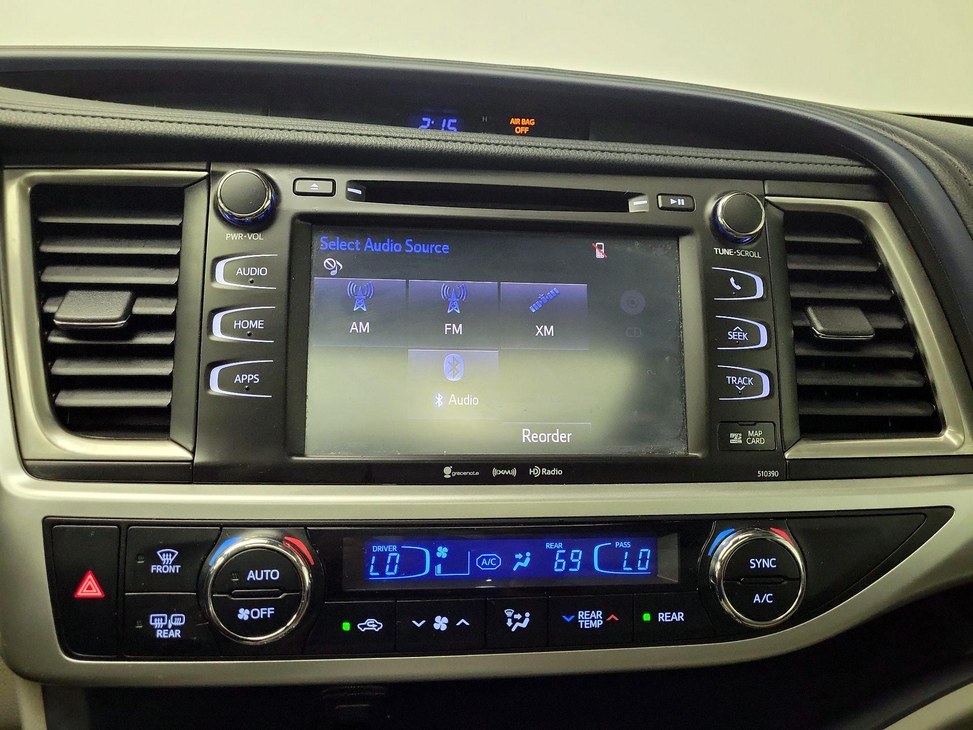 Thumbnail: 2018 Toyota Highlander - 16